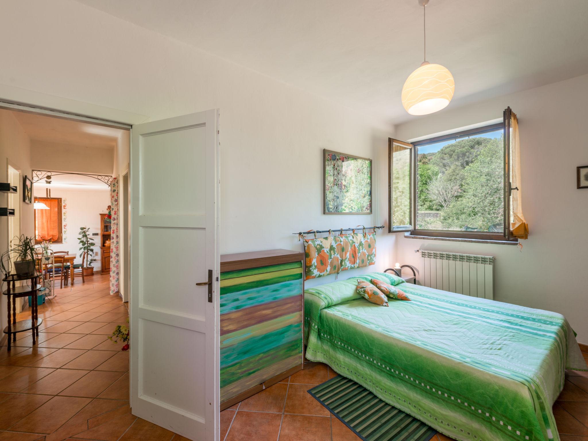 Foto 11 - Haus mit 3 Schlafzimmern in Gavorrano mit privater pool und garten