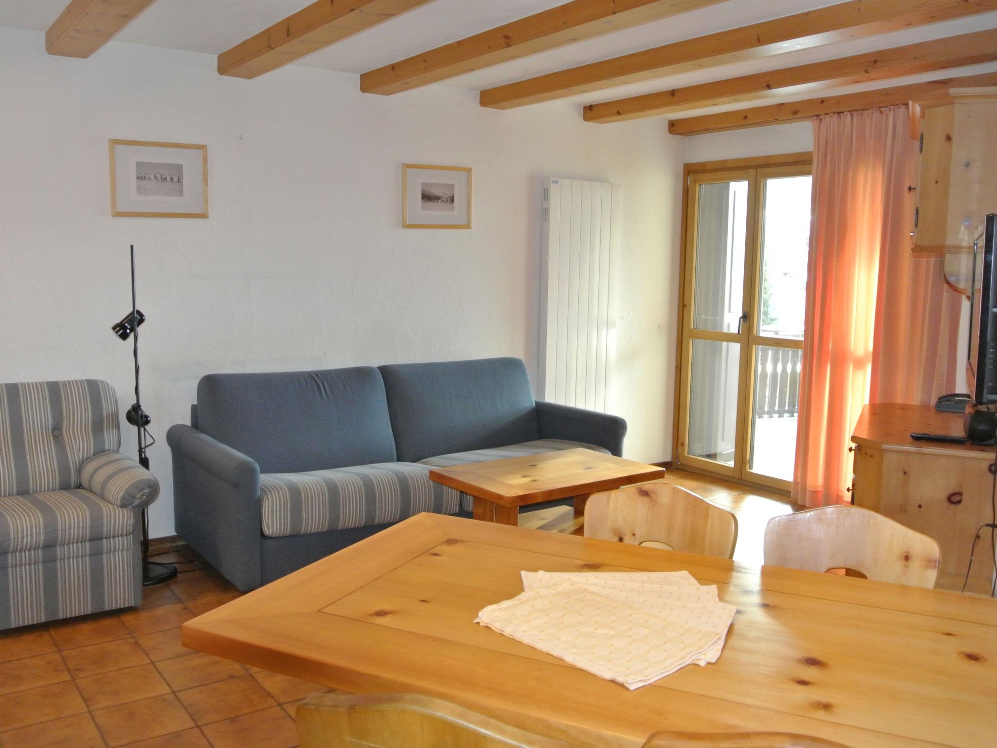 Photo 6 - 2 bedroom Apartment in Silvaplana with terrace and mountain view