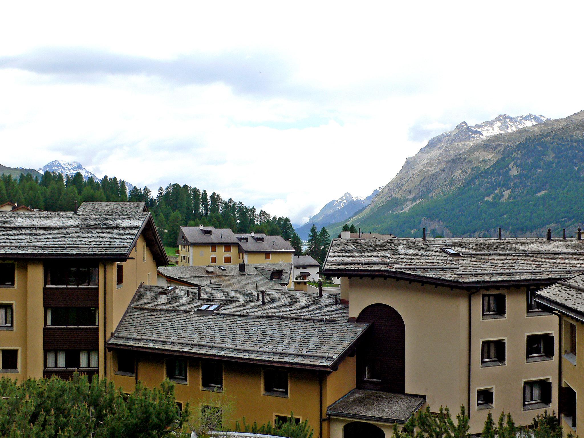 Photo 8 - Appartement de 2 chambres à Silvaplana avec terrasse et vues sur la montagne