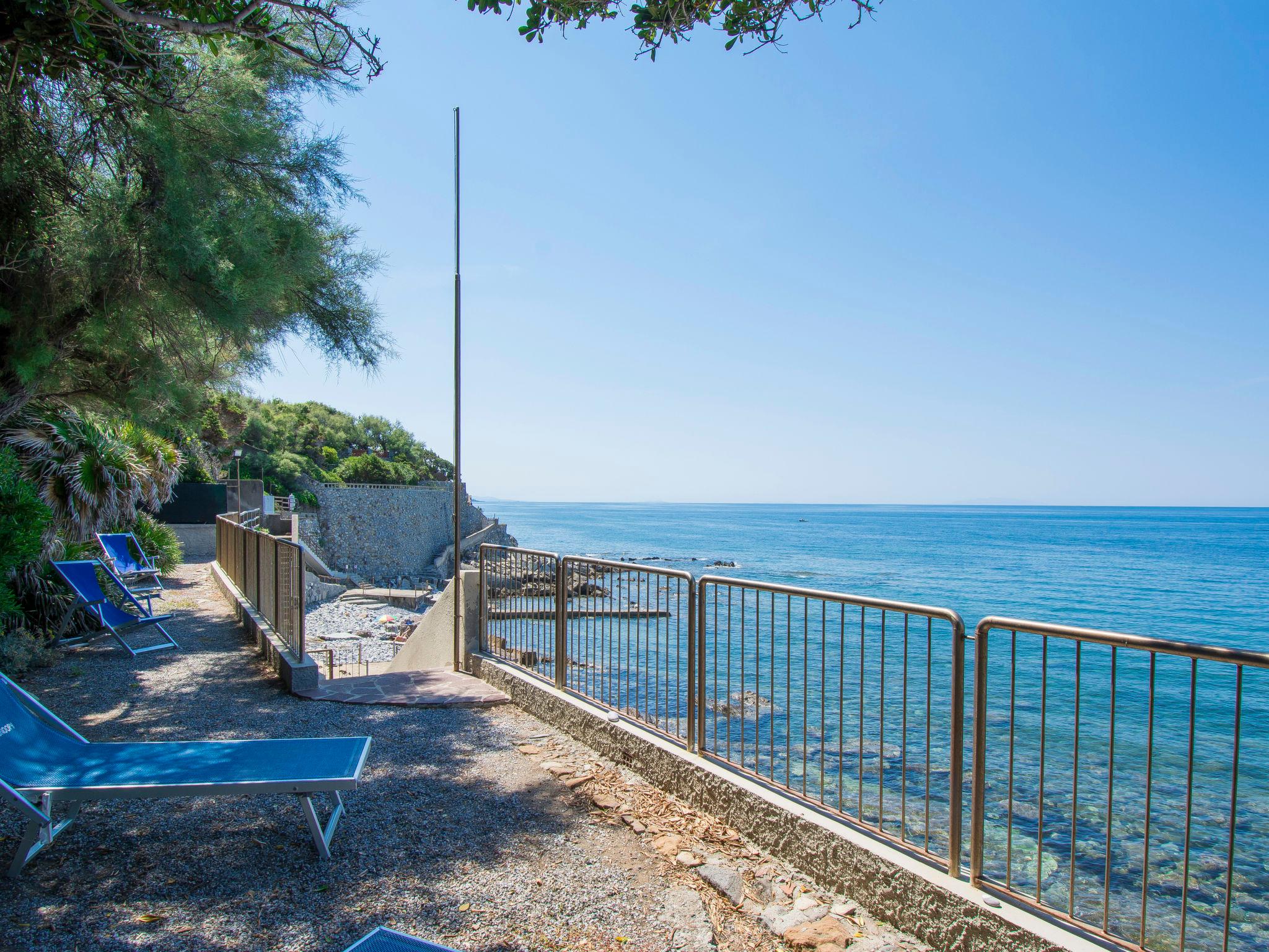 Foto 3 - Casa con 4 camere da letto a Livorno con giardino e terrazza