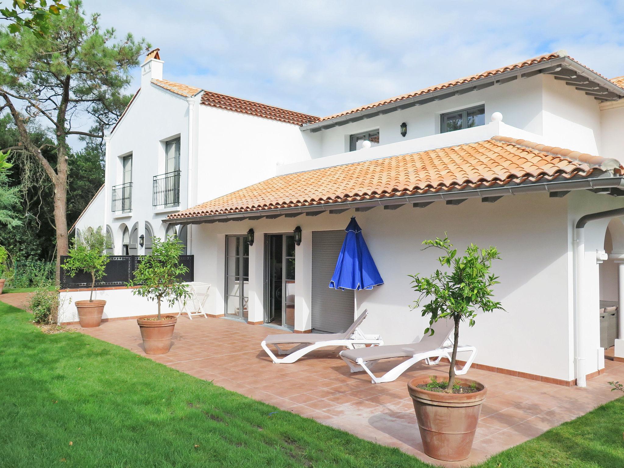 Foto 1 - Casa con 2 camere da letto a Biarritz con piscina e vista mare