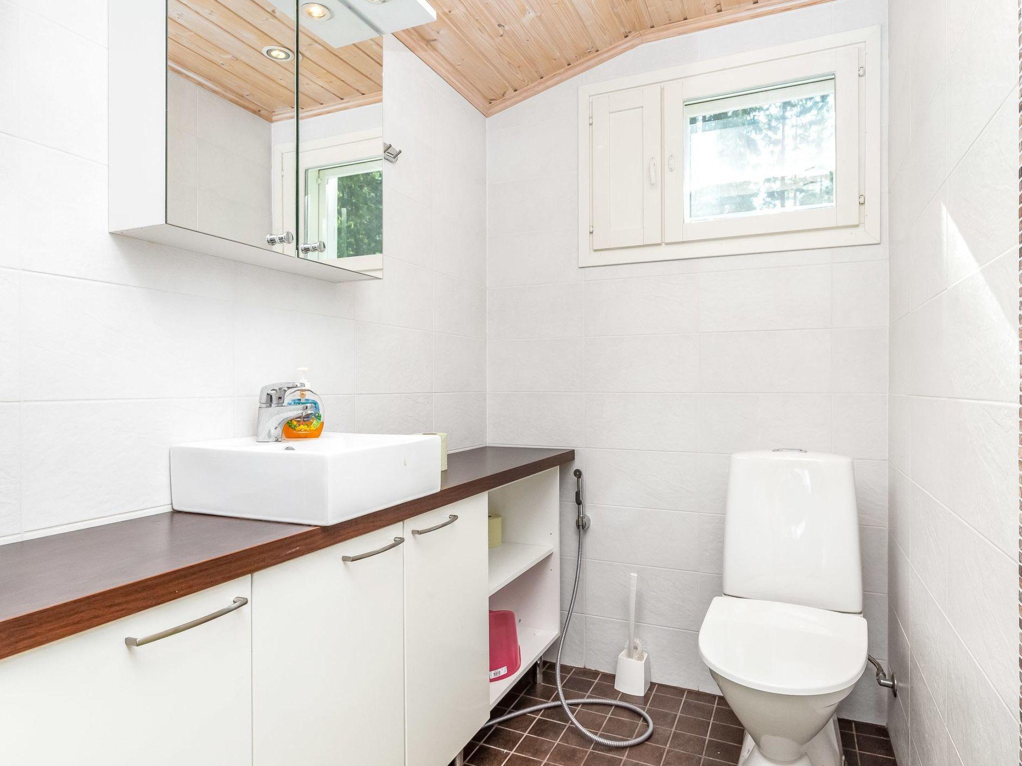 Foto 24 - Haus mit 2 Schlafzimmern in Pertunmaa mit sauna