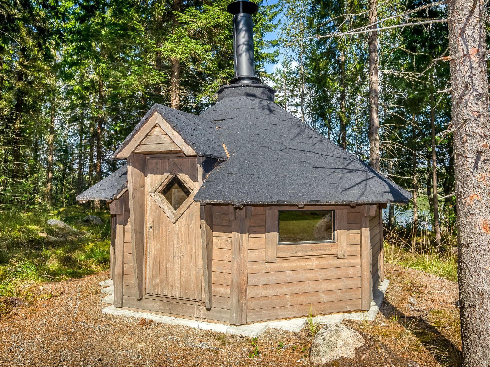 Foto 9 - Casa de 2 quartos em Pertunmaa com sauna