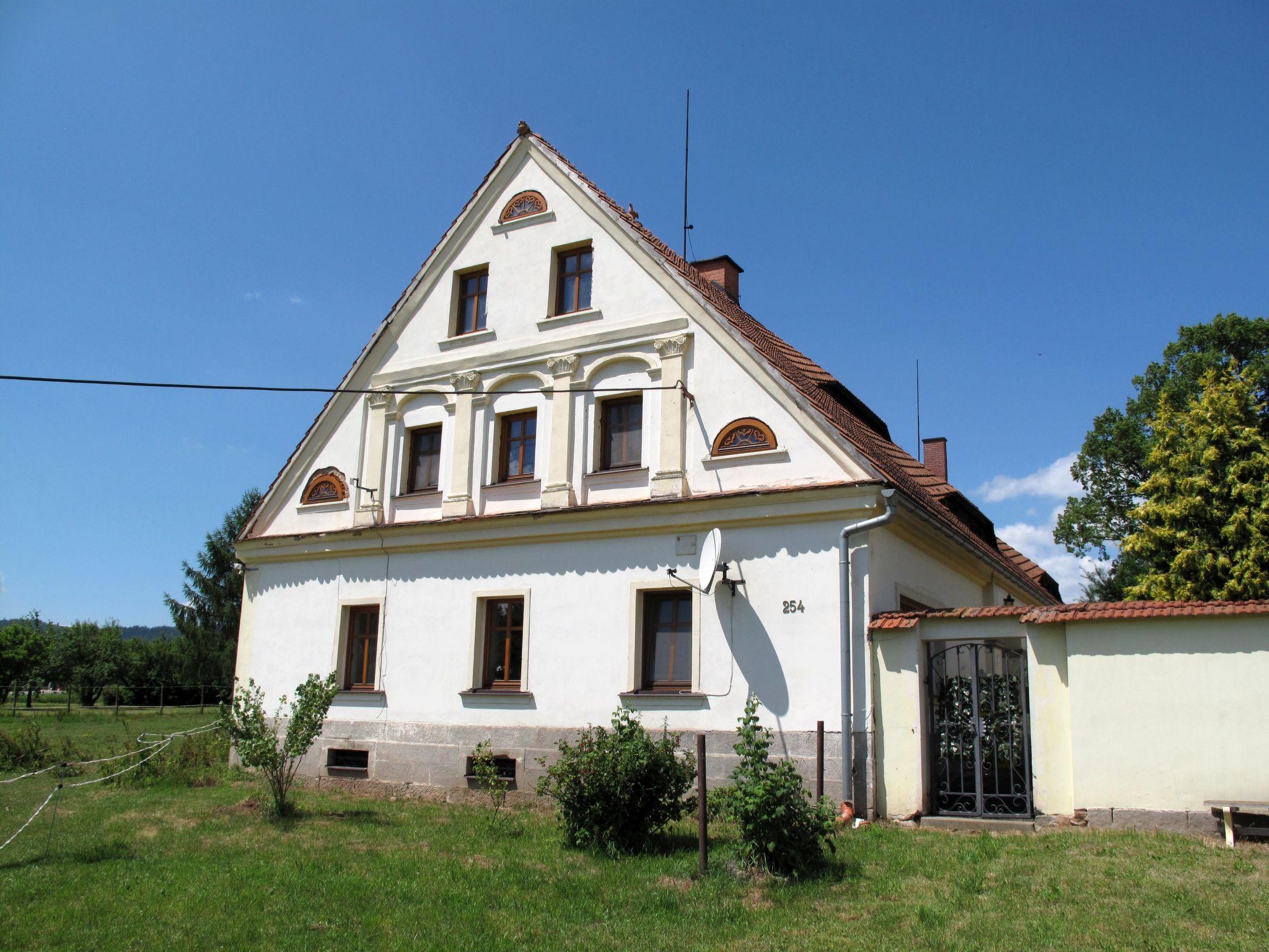 Foto 48 - Haus mit 4 Schlafzimmern in Martínkovice mit privater pool und garten