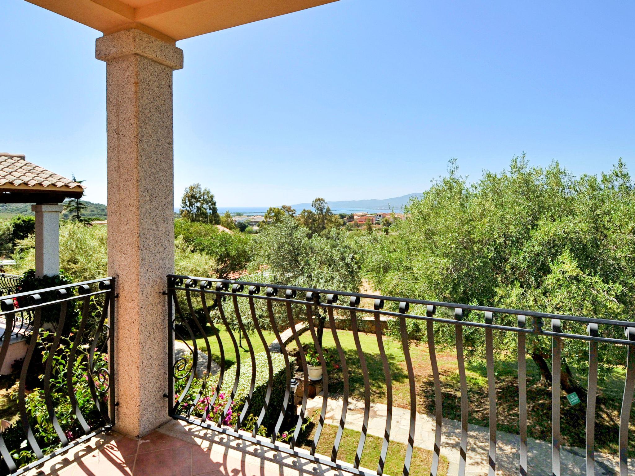 Foto 6 - Apartamento de 1 habitación en San Teodoro con terraza y vistas al mar