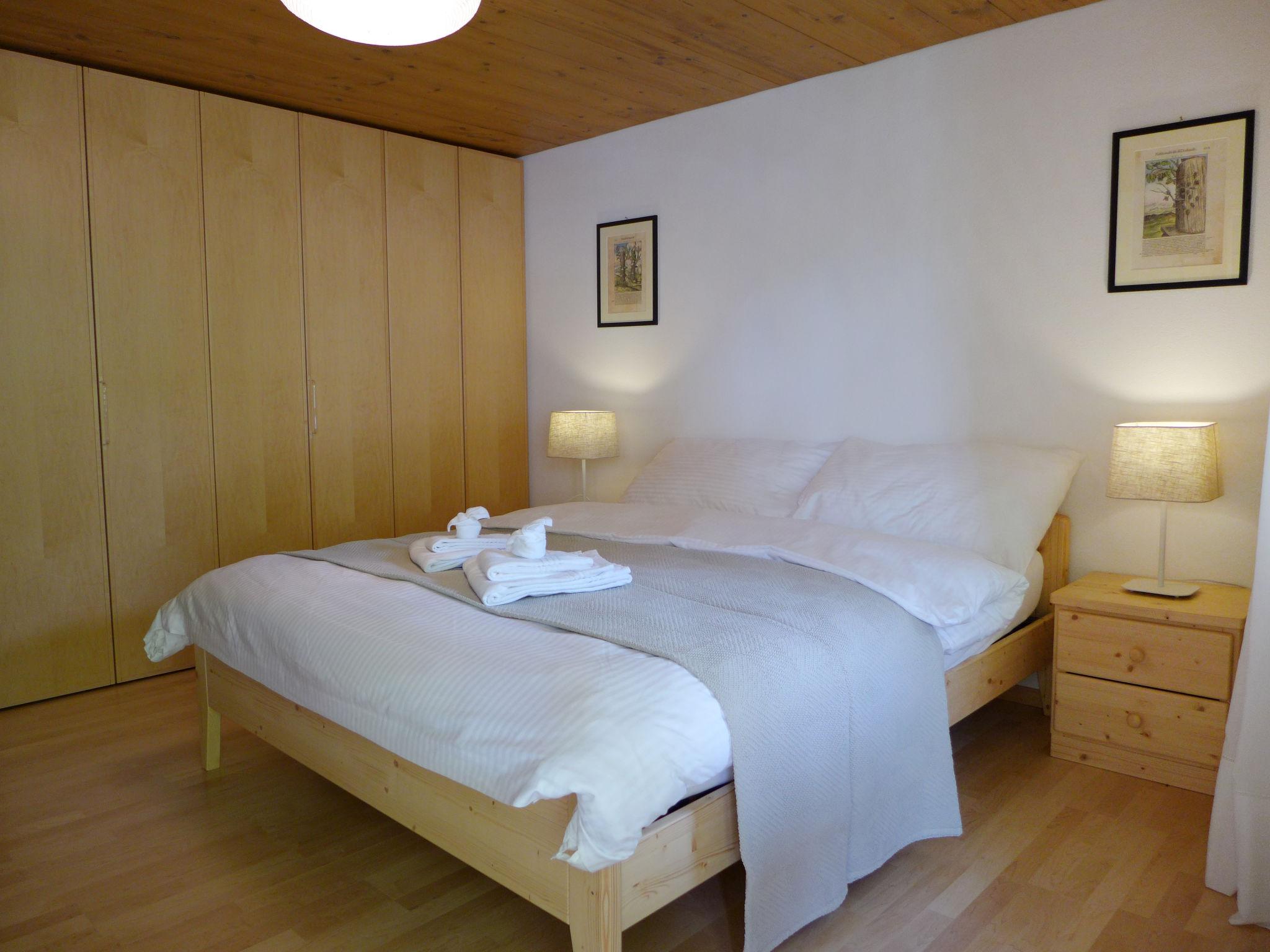 Foto 17 - Apartamento de 6 quartos em Lauterbrunnen com jardim