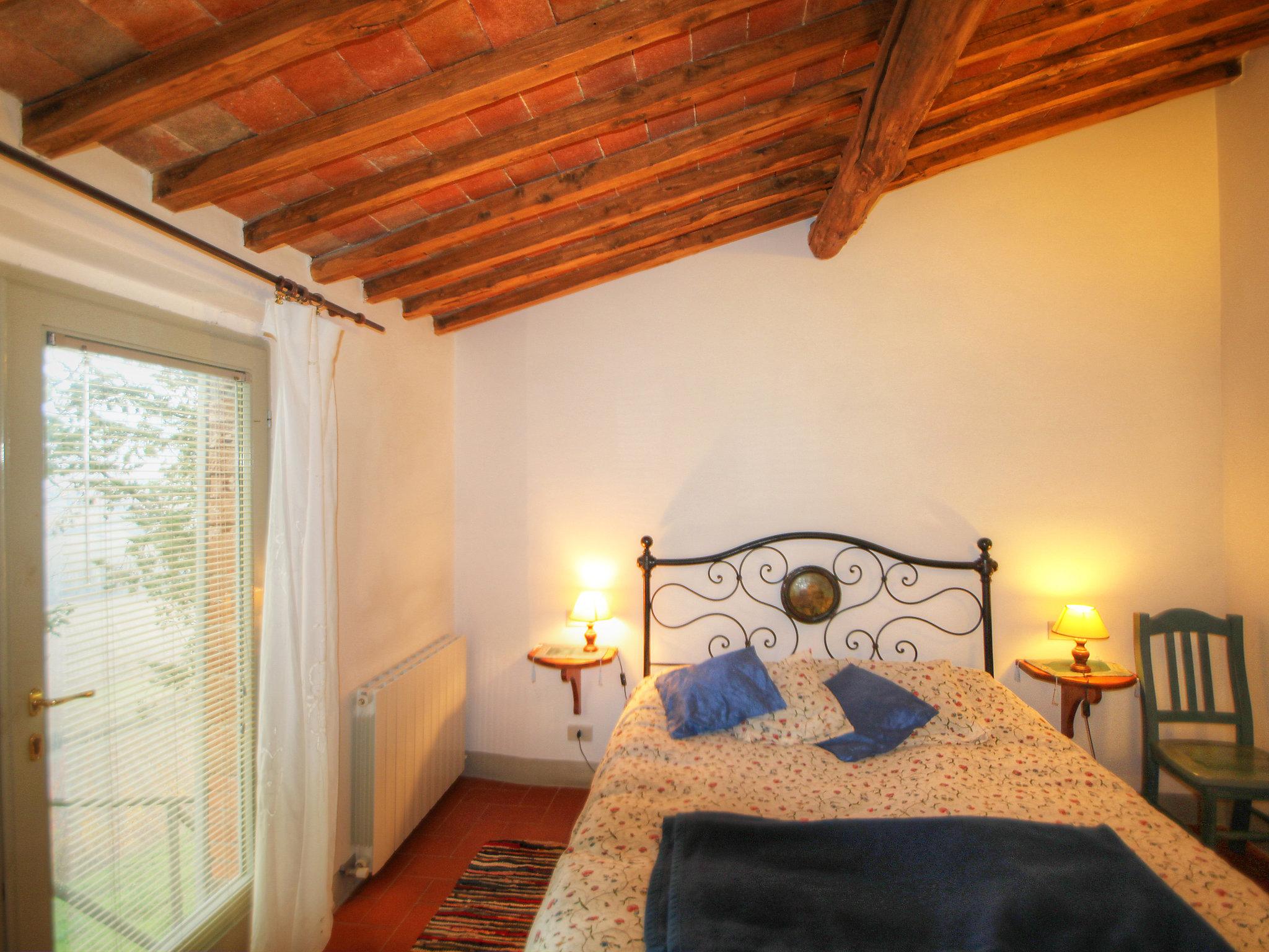 Foto 5 - Casa con 2 camere da letto a Radda in Chianti con piscina e giardino