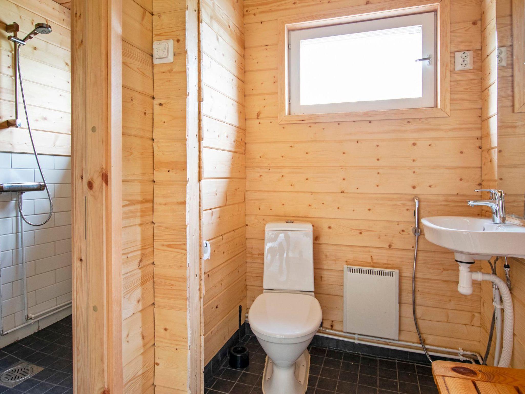 Foto 12 - Casa de 2 quartos em Kaavi com sauna