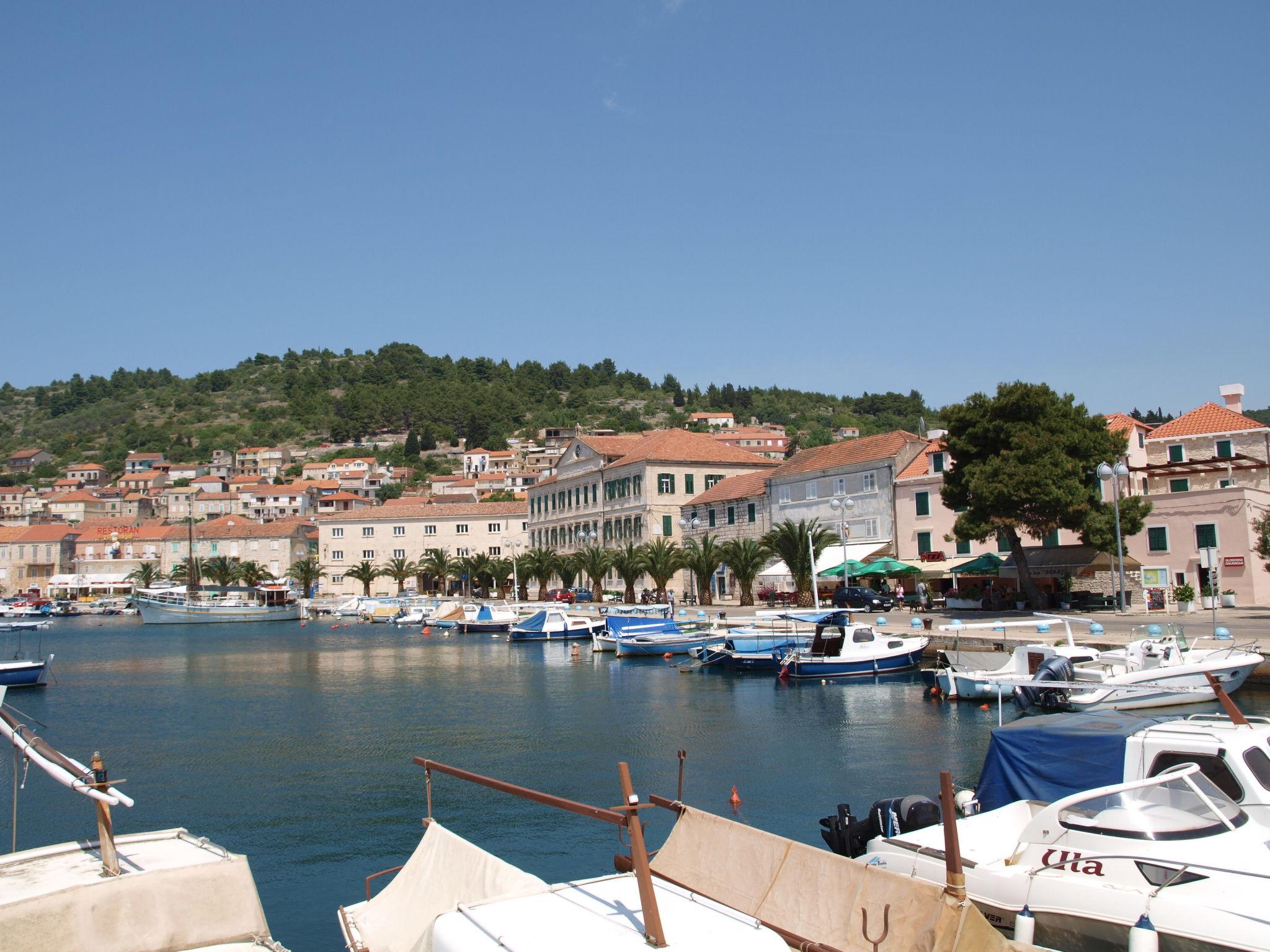 Foto 10 - Apartamento de 1 habitación en Vela Luka con vistas al mar