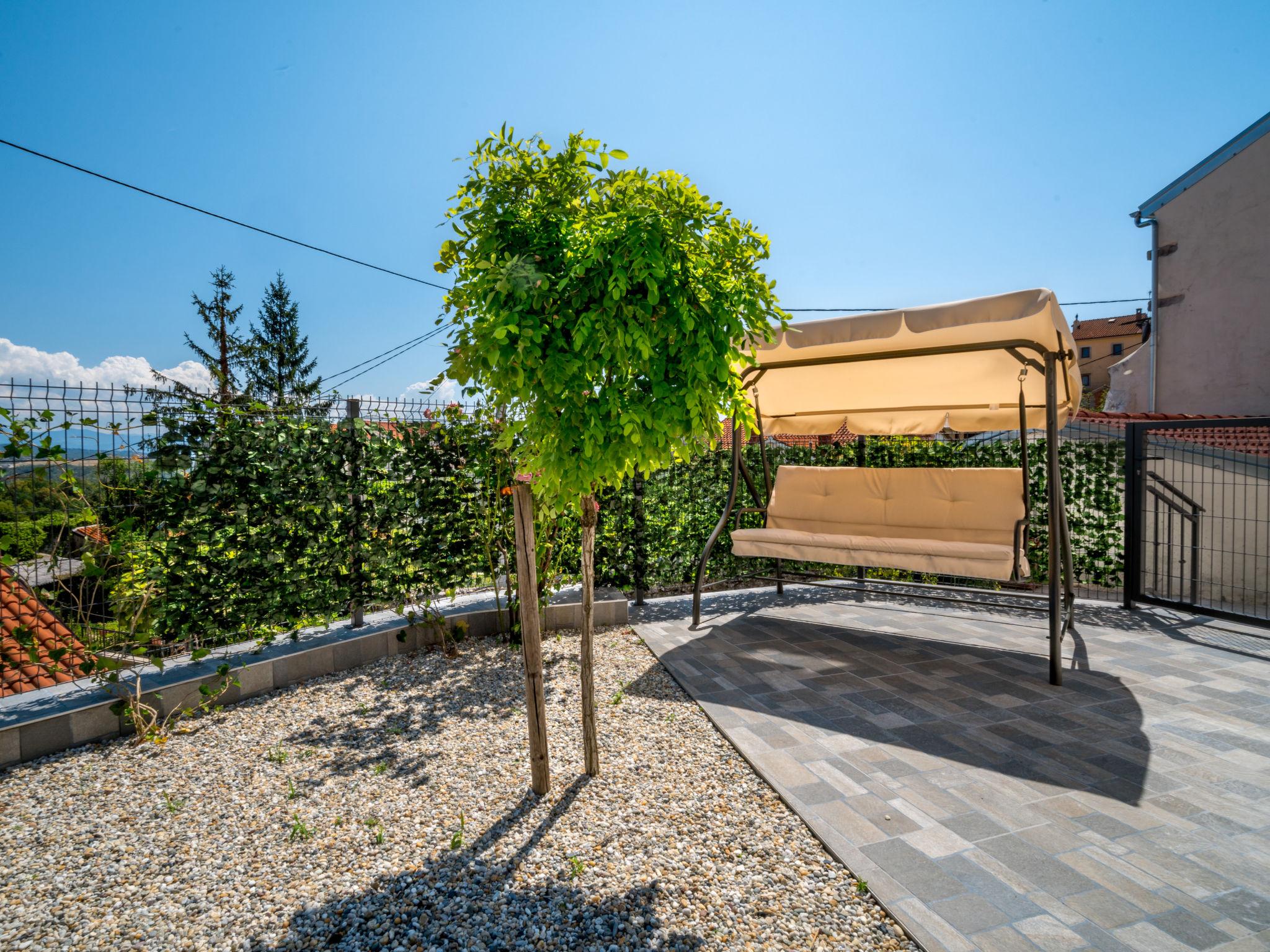 Photo 19 - Maison de 3 chambres à Kastav avec piscine privée et terrasse