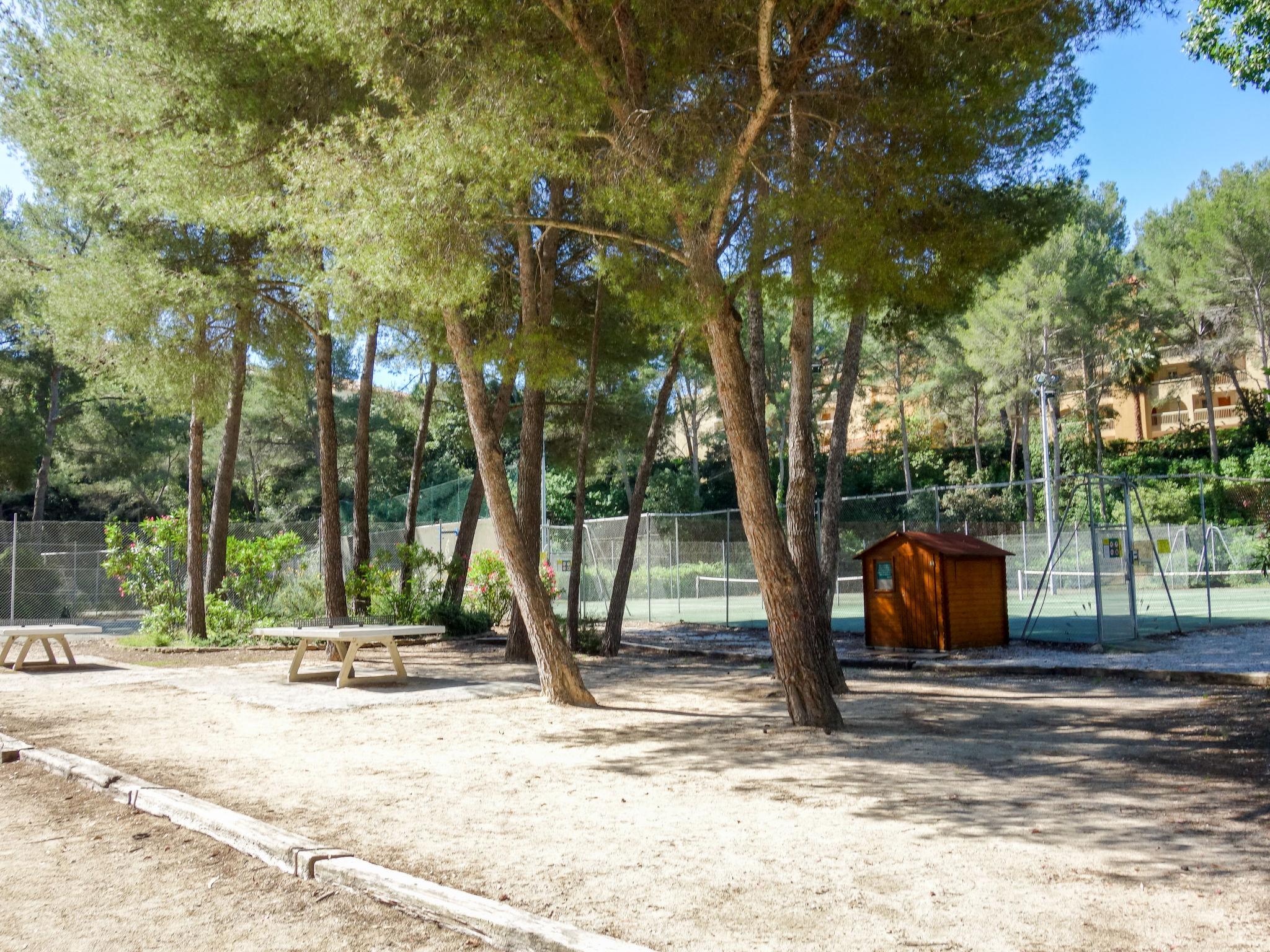 Photo 26 - Appartement de 1 chambre à Six-Fours-les-Plages avec piscine et terrasse