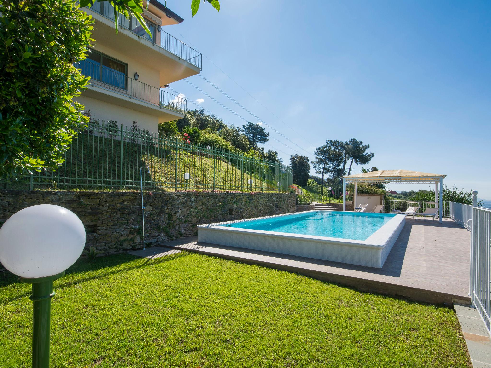 Foto 7 - Casa de 4 quartos em Montignoso com piscina privada e vistas do mar