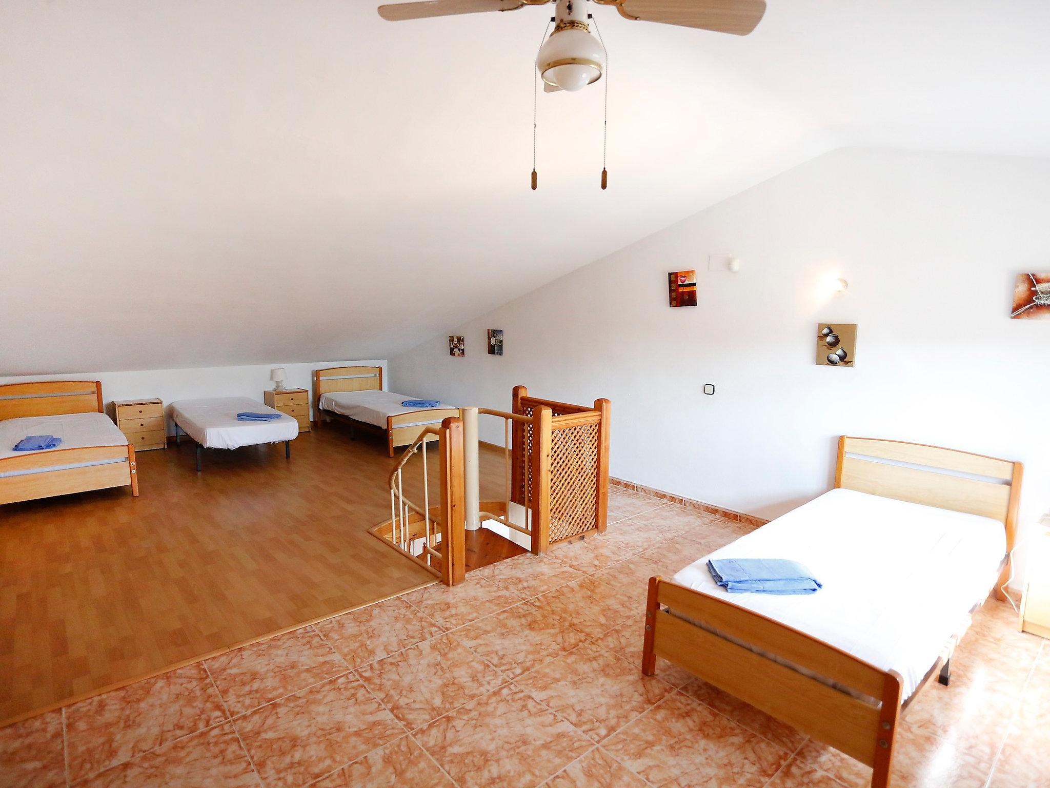 Photo 18 - 2 bedroom House in l'Ametlla de Mar with private pool and garden