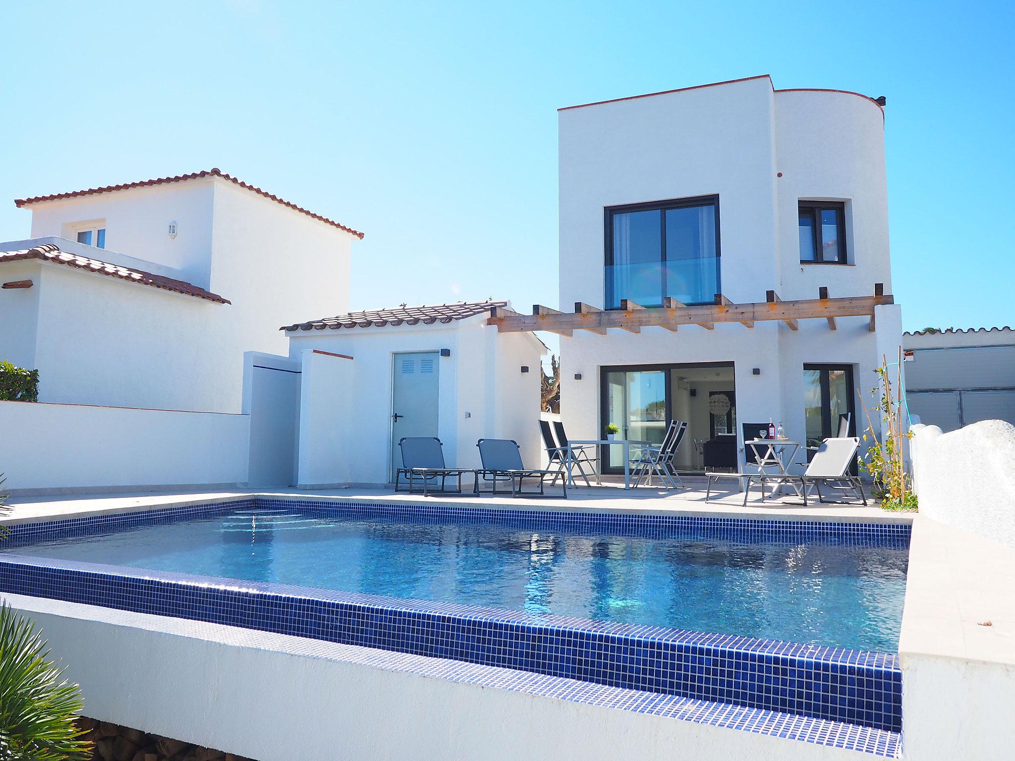 Photo 19 - 3 bedroom House in Castelló d'Empúries with private pool and sea view