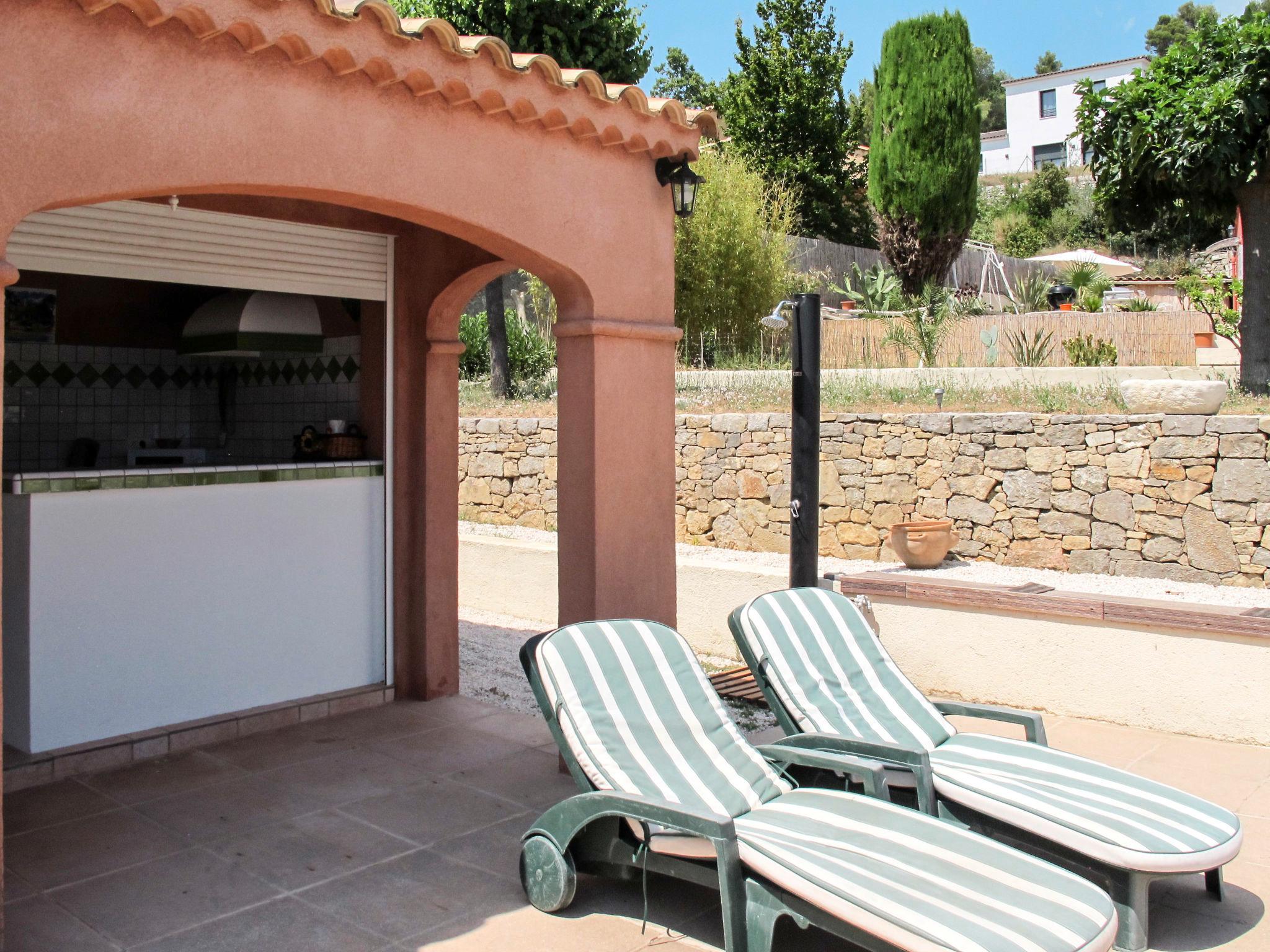 Foto 14 - Casa em Draguignan com piscina privada e terraço