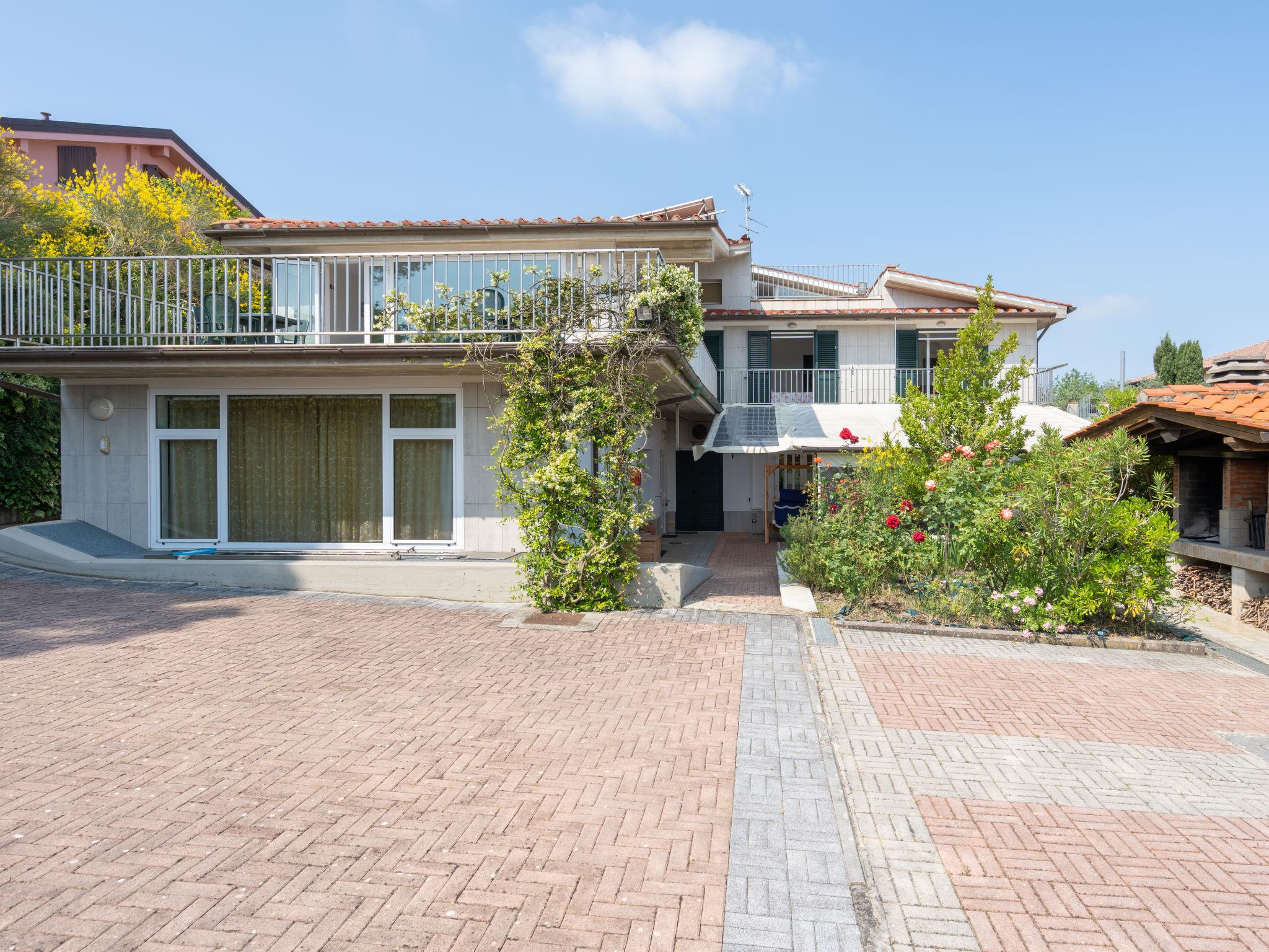 Foto 40 - Casa de 6 habitaciones en Montelupo Fiorentino con piscina privada y terraza