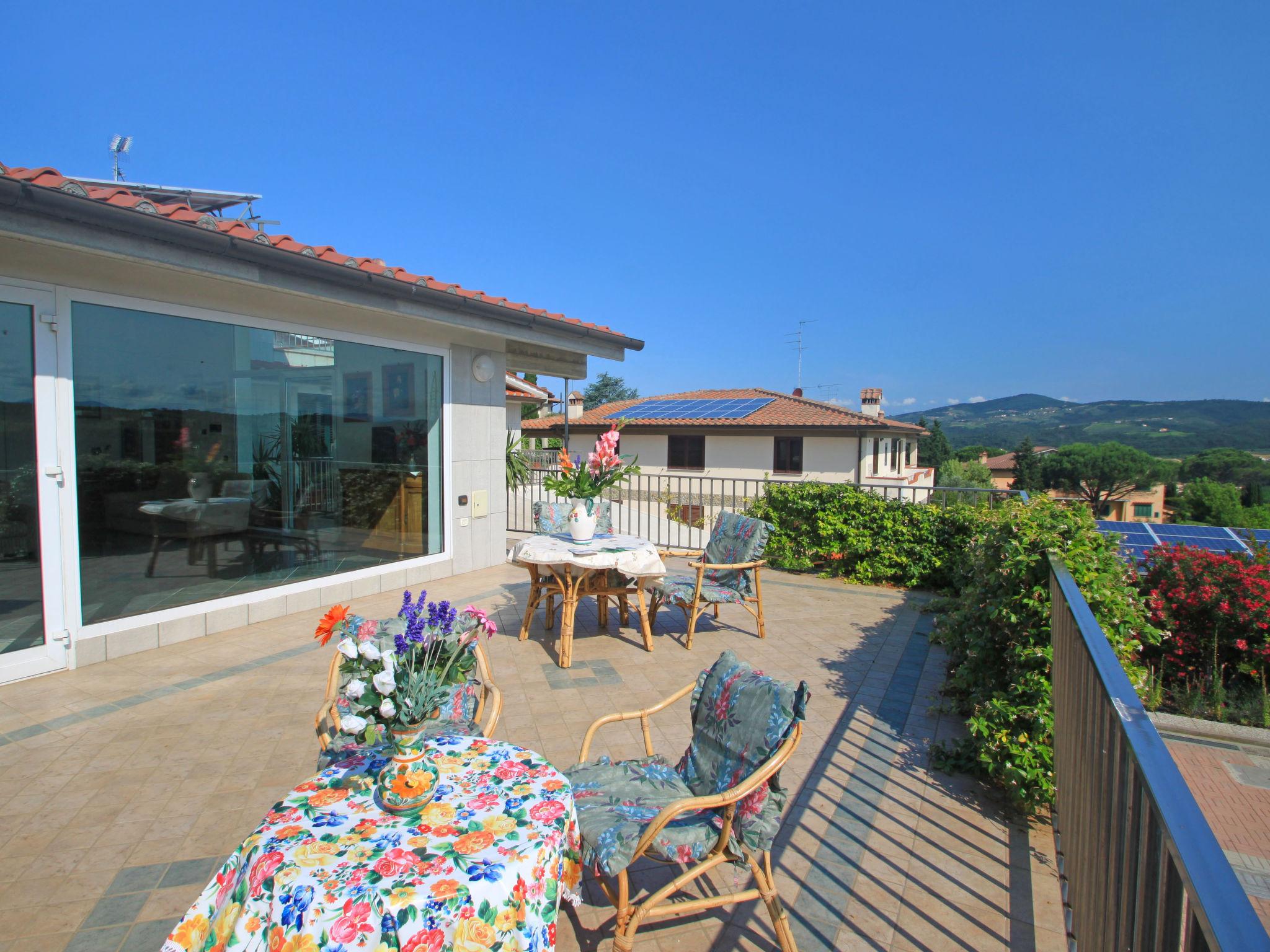 Photo 14 - 8 bedroom House in Montelupo Fiorentino with private pool and terrace