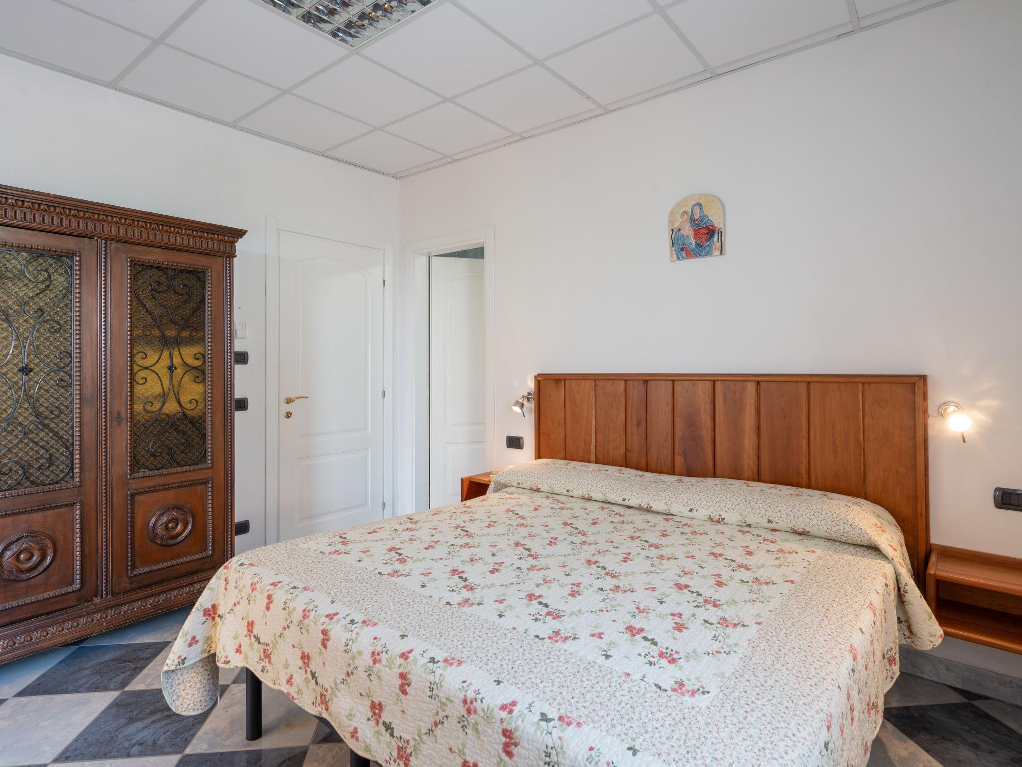 Photo 32 - 8 bedroom House in Montelupo Fiorentino with private pool and garden