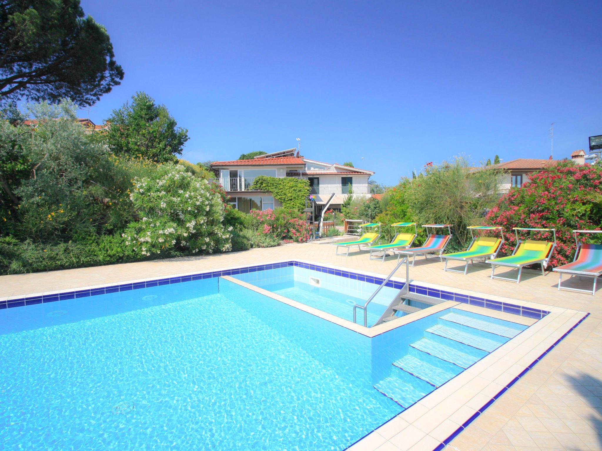 Foto 1 - Casa de 8 habitaciones en Montelupo Fiorentino con piscina privada y terraza