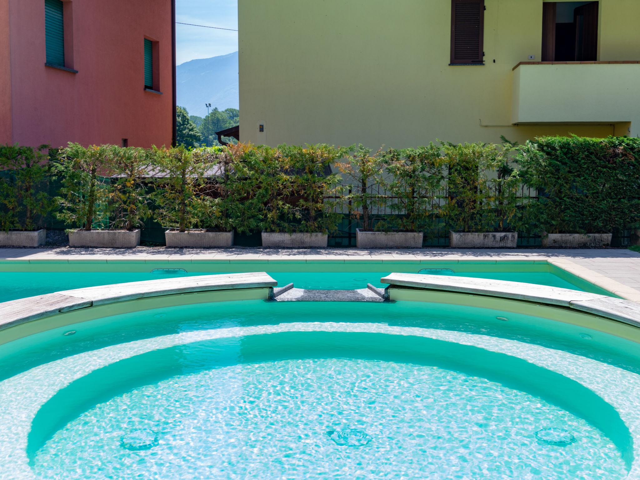 Photo 3 - Maison de 1 chambre à Sorico avec piscine et vues sur la montagne