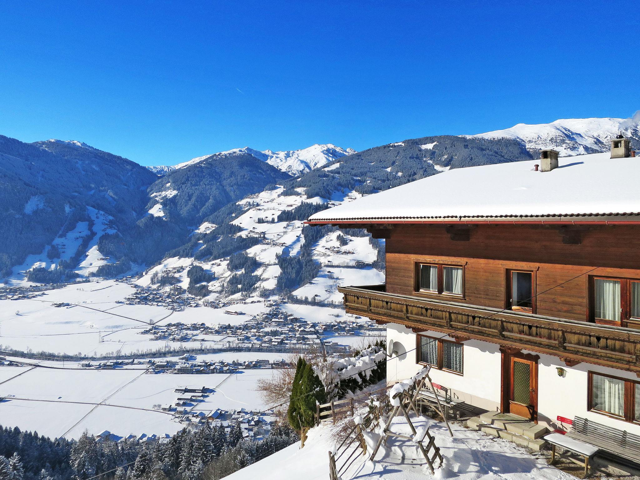 Photo 27 - 8 bedroom House in Ramsau im Zillertal with garden and mountain view