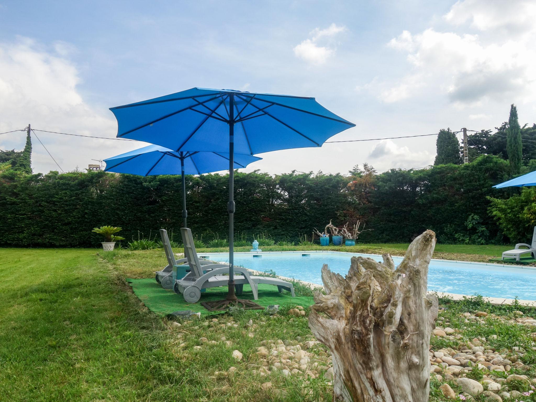 Photo 12 - Maison de 1 chambre à Châteaurenard avec piscine privée et jardin