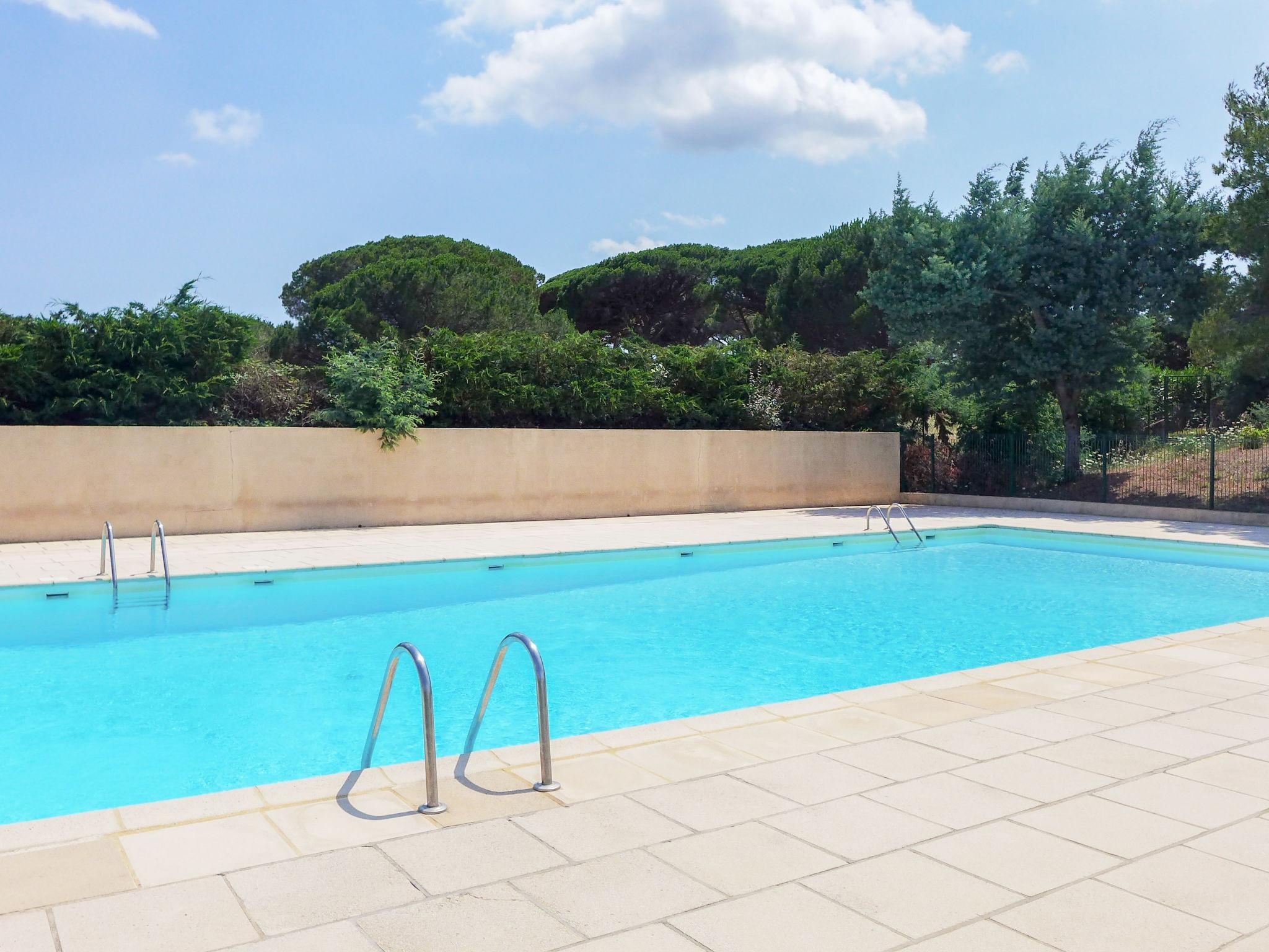 Foto 15 - Apartamento em Sainte-Maxime com piscina e vistas do mar