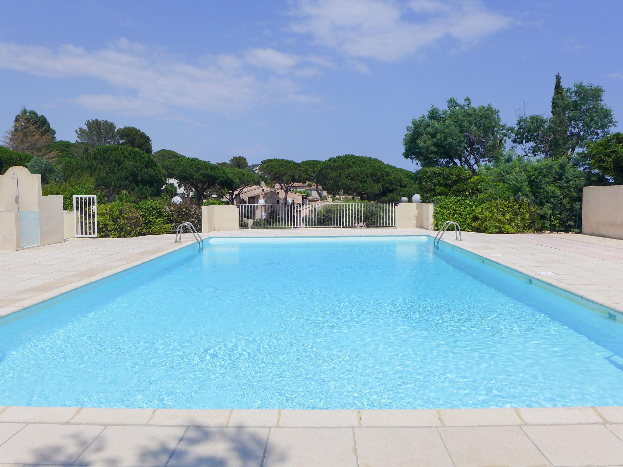 Foto 5 - Apartamento em Sainte-Maxime com piscina e vistas do mar
