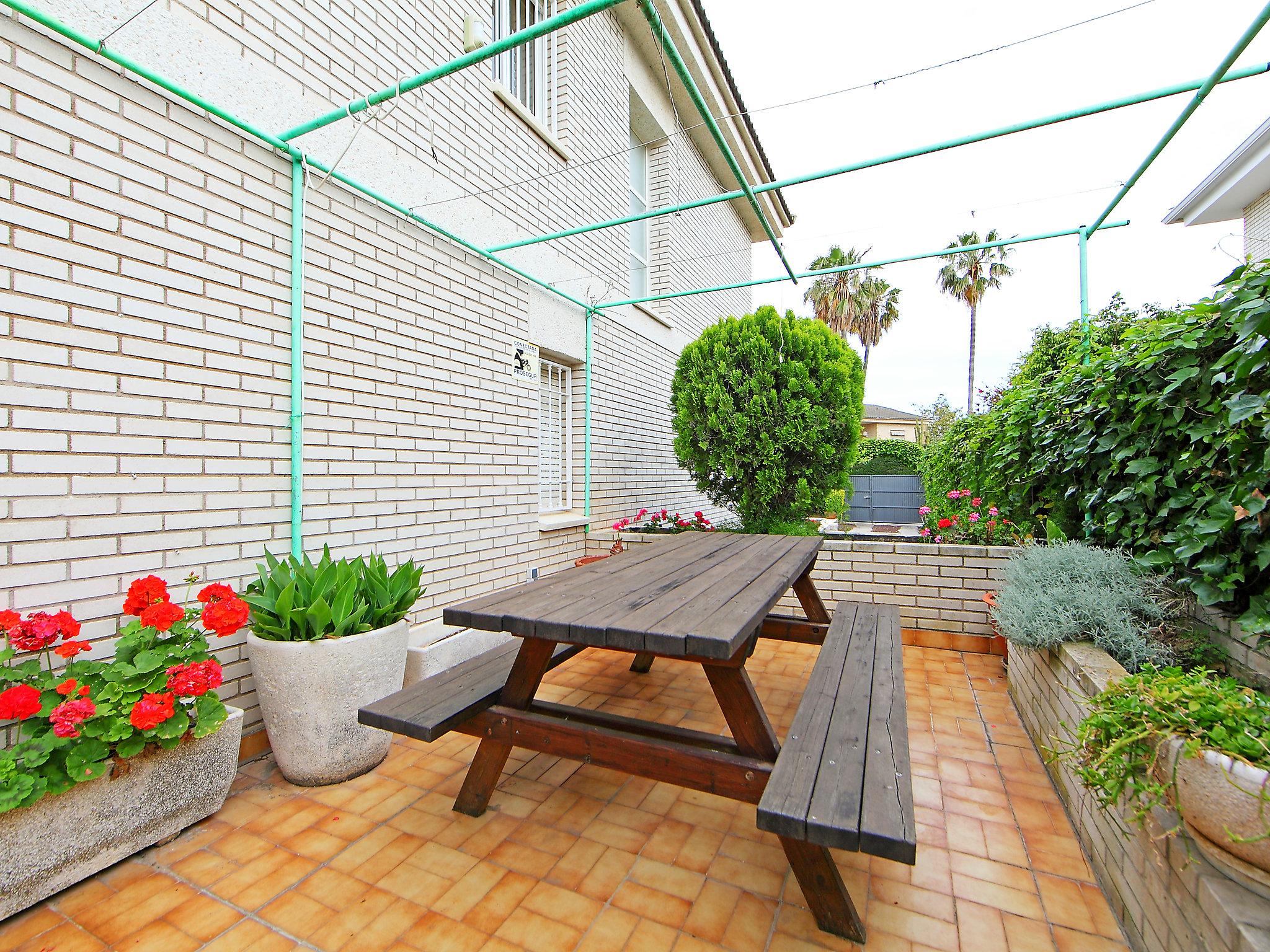 Photo 19 - 4 bedroom House in Cambrils with private pool and garden