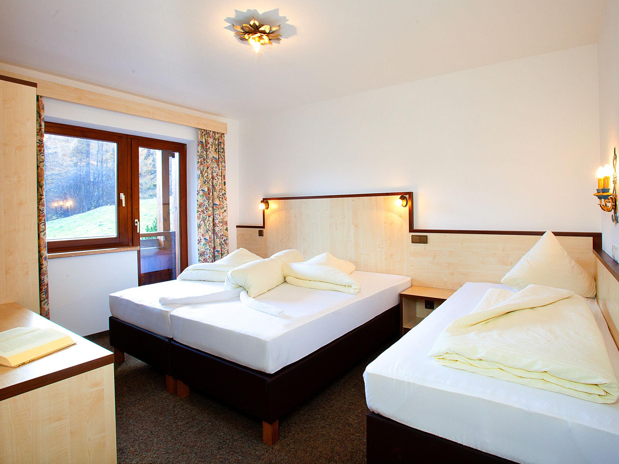 Foto 9 - Apartamento de 4 quartos em Sölden com sauna e vista para a montanha