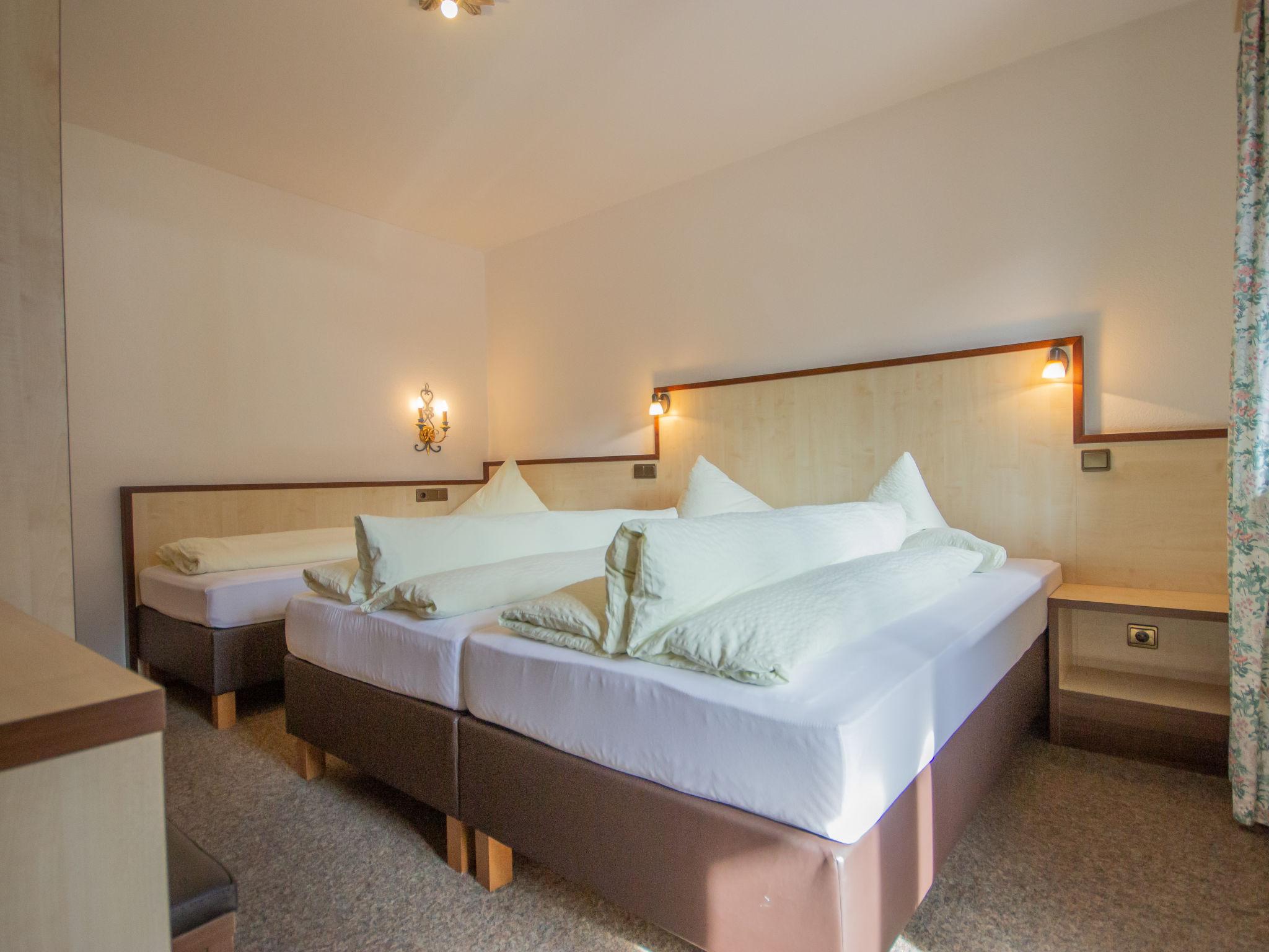 Foto 8 - Appartamento con 4 camere da letto a Sölden con sauna e vista sulle montagne