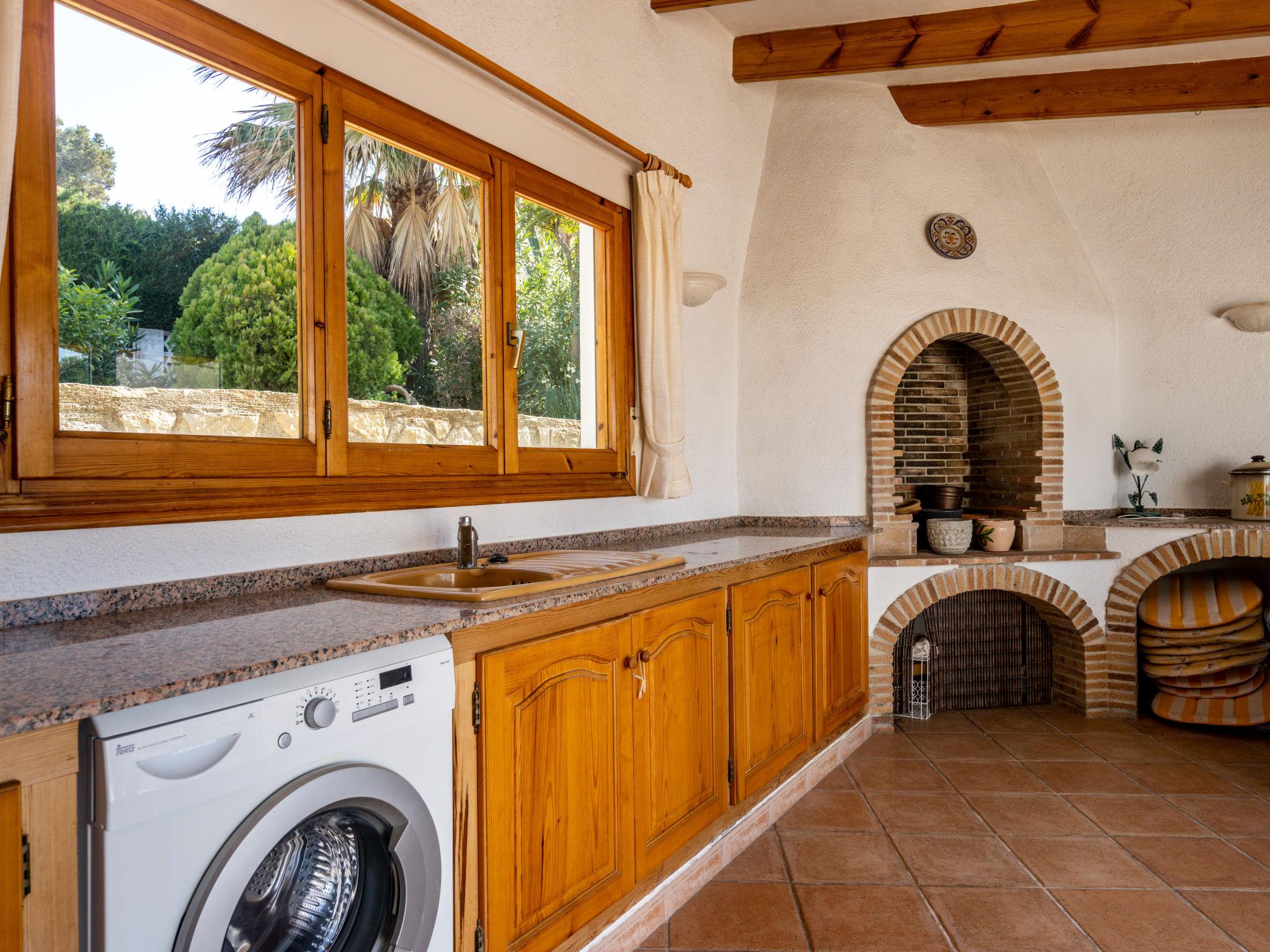 Photo 18 - Maison de 3 chambres à Jávea avec piscine privée et vues à la mer