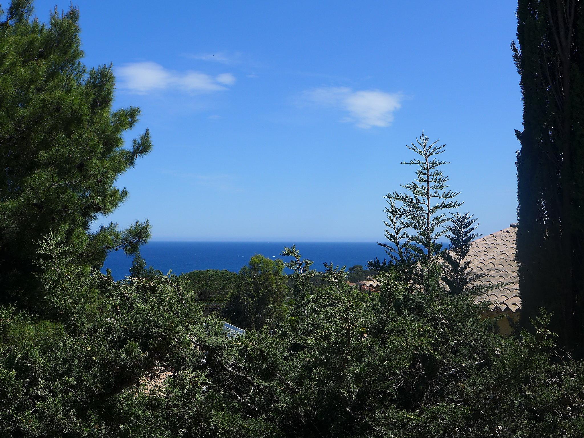 Foto 33 - Casa de 5 habitaciones en Fréjus con piscina privada y vistas al mar