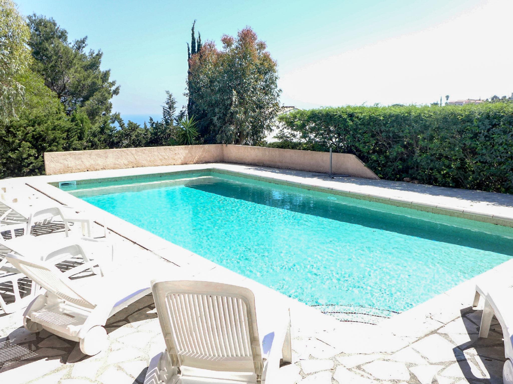 Foto 30 - Casa de 5 habitaciones en Fréjus con piscina privada y vistas al mar