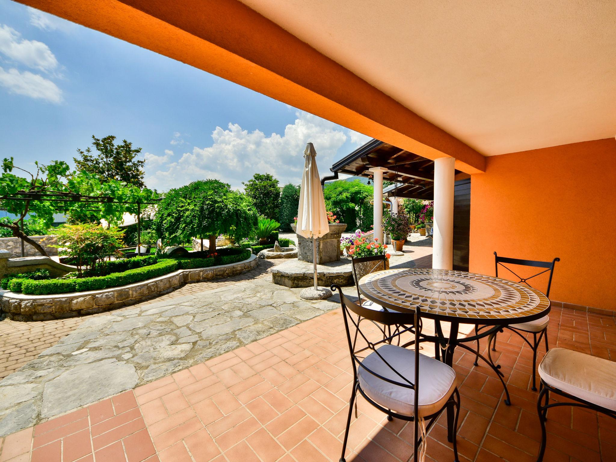 Photo 19 - 3 bedroom Apartment in Matulji with private pool and garden