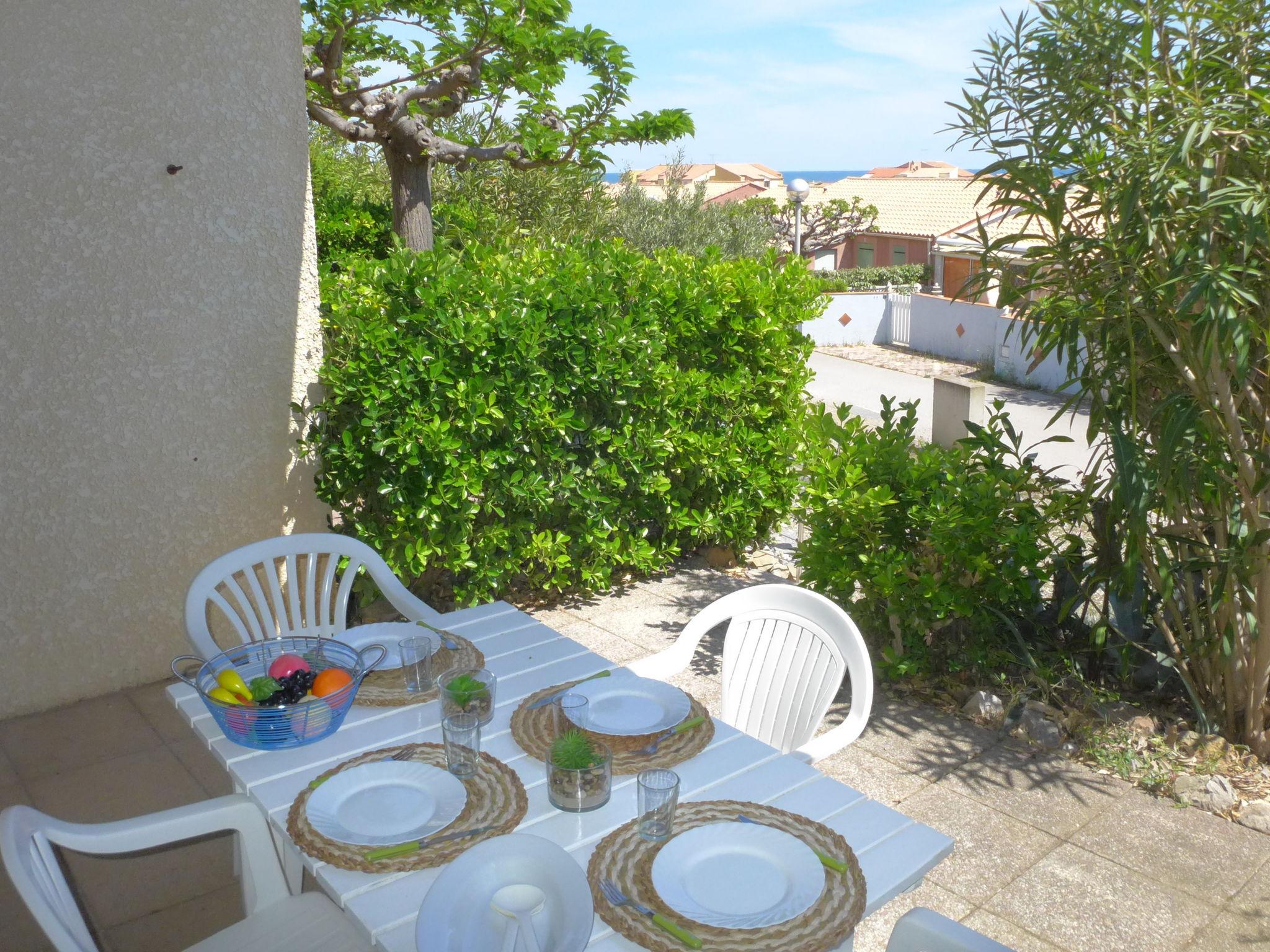 Photo 11 - Maison de 2 chambres à Fleury avec jardin et vues à la mer