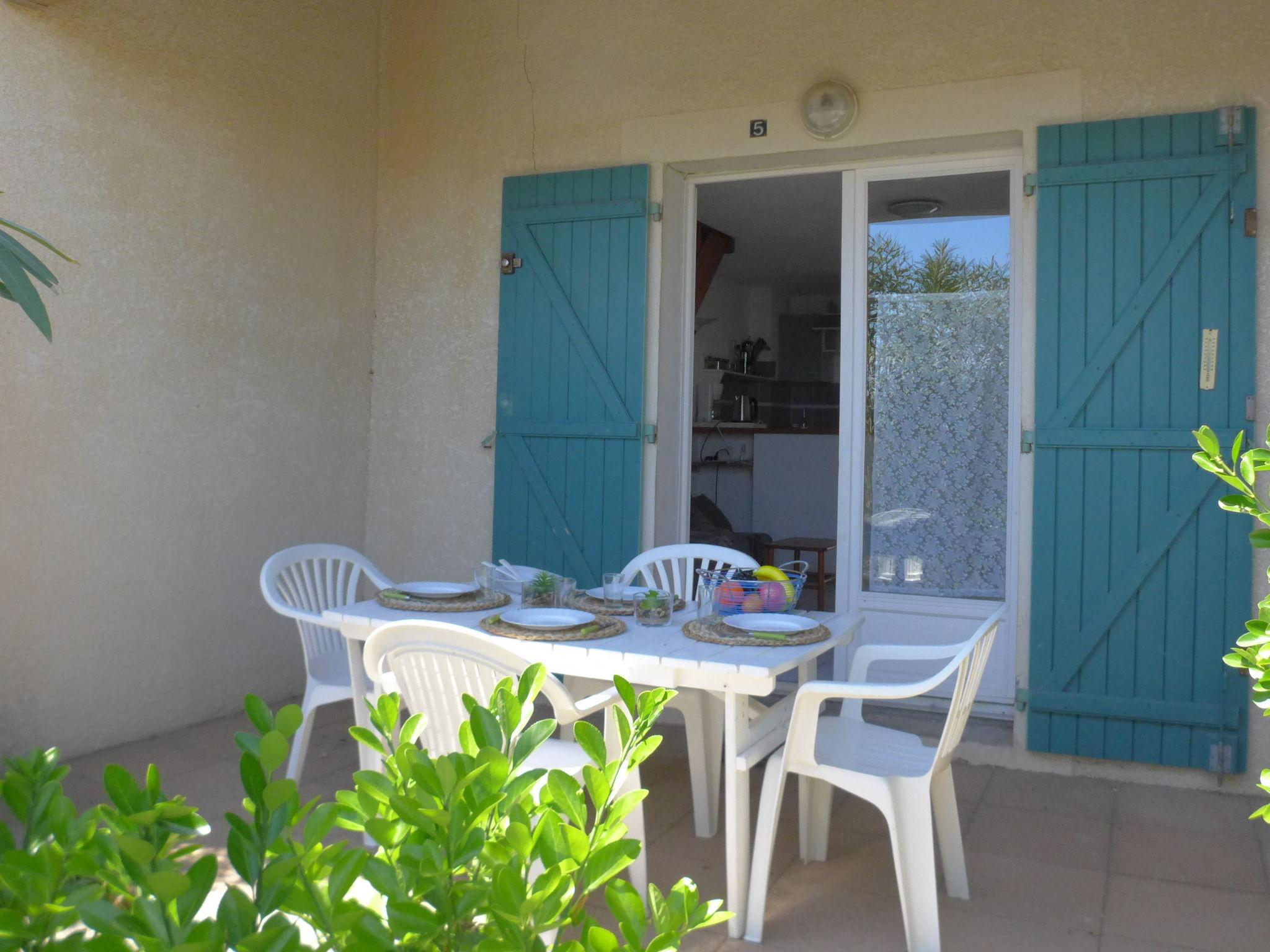 Photo 2 - Maison de 2 chambres à Fleury avec jardin et vues à la mer