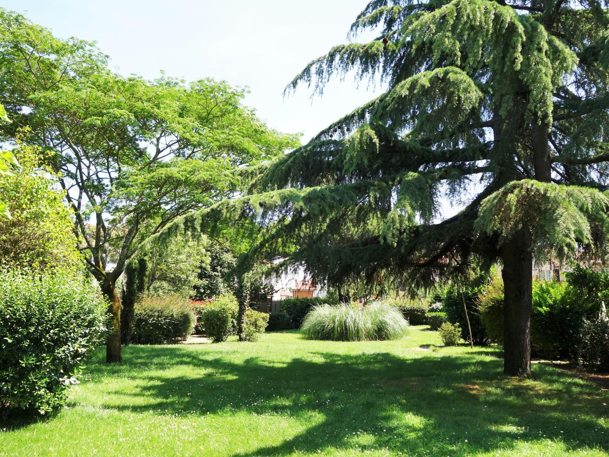 Foto 21 - Casa de 2 quartos em La Teste-de-Buch com piscina e jardim