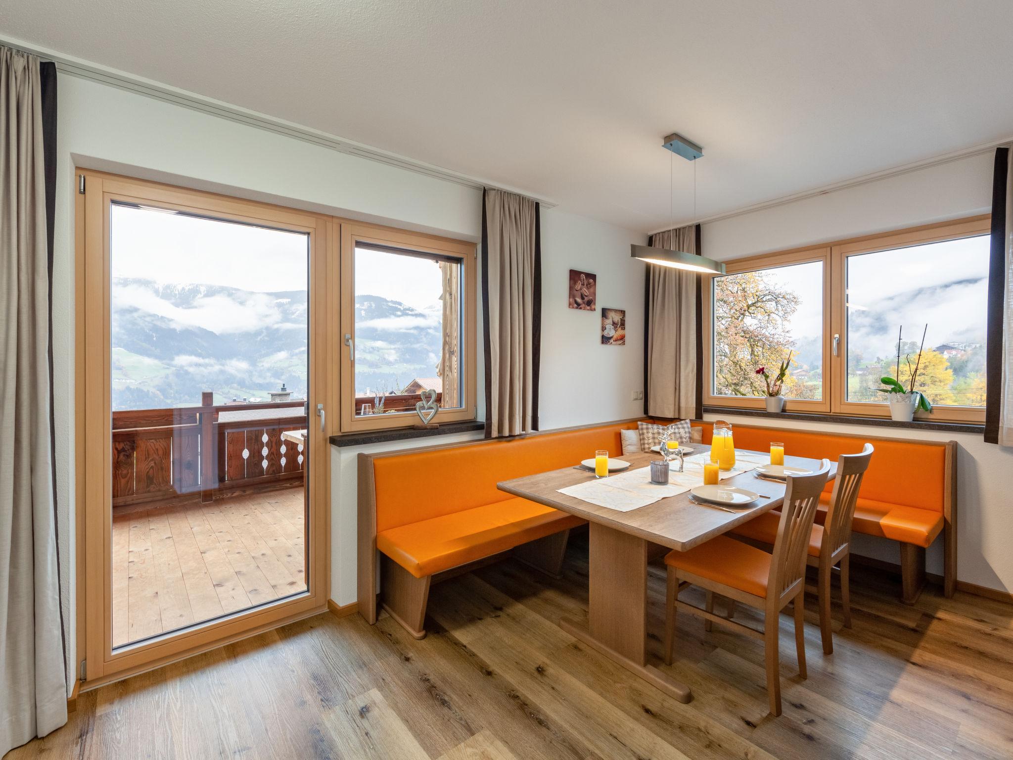 Photo 3 - Appartement de 2 chambres à Stummerberg avec vues sur la montagne