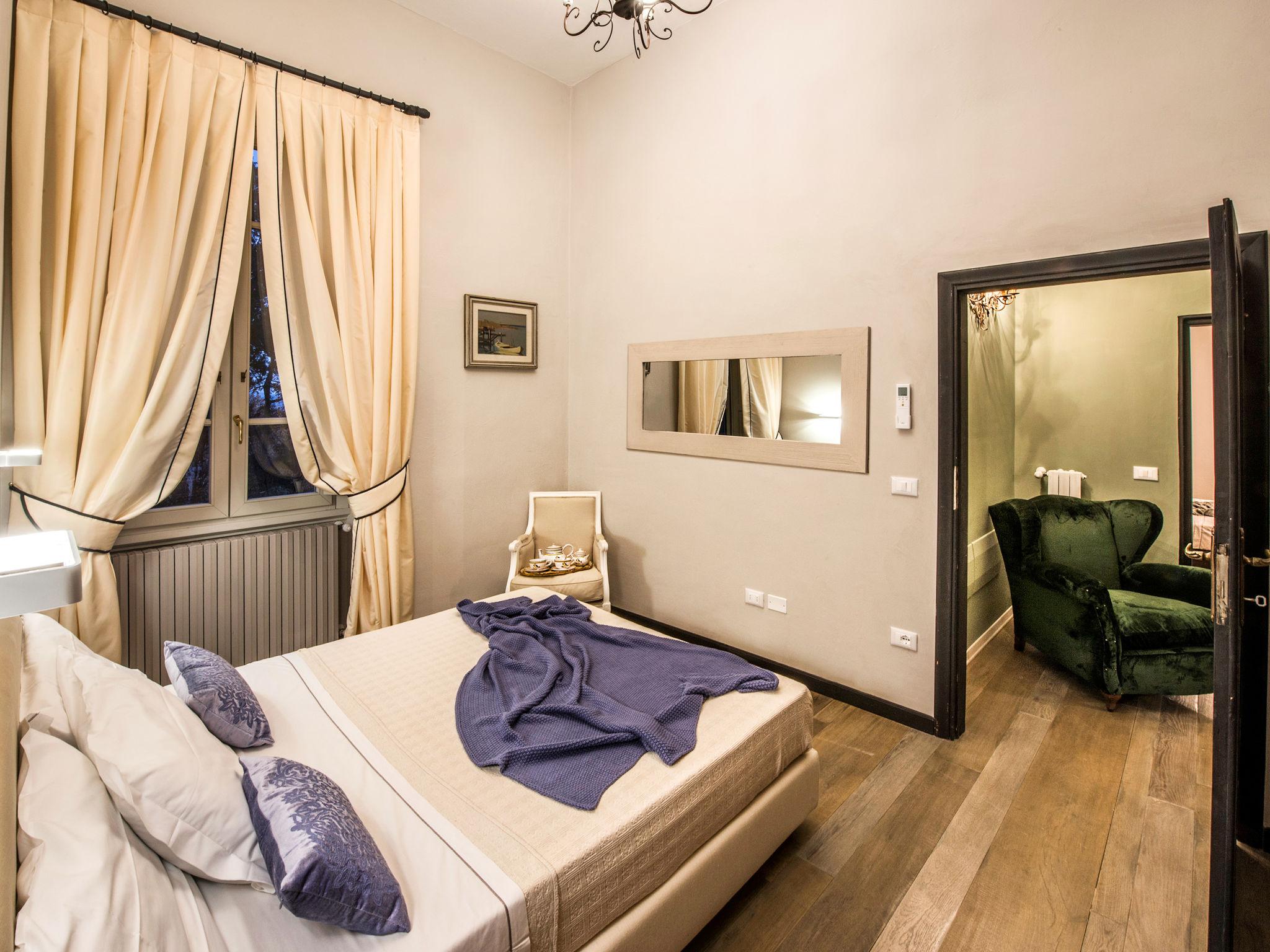 Foto 19 - Haus mit 6 Schlafzimmern in Loro Ciuffenna mit privater pool und garten