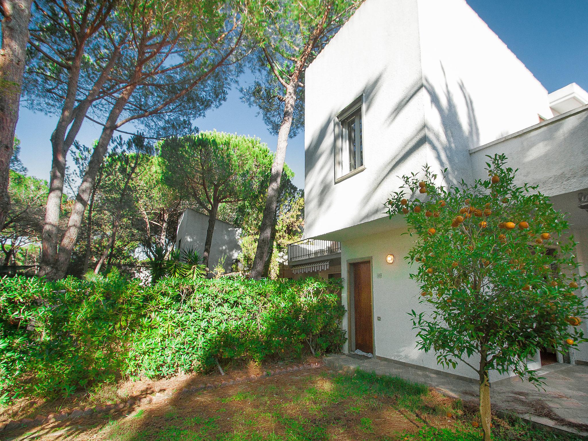 Photo 1 - Maison de 2 chambres à Grosseto avec jardin et vues à la mer