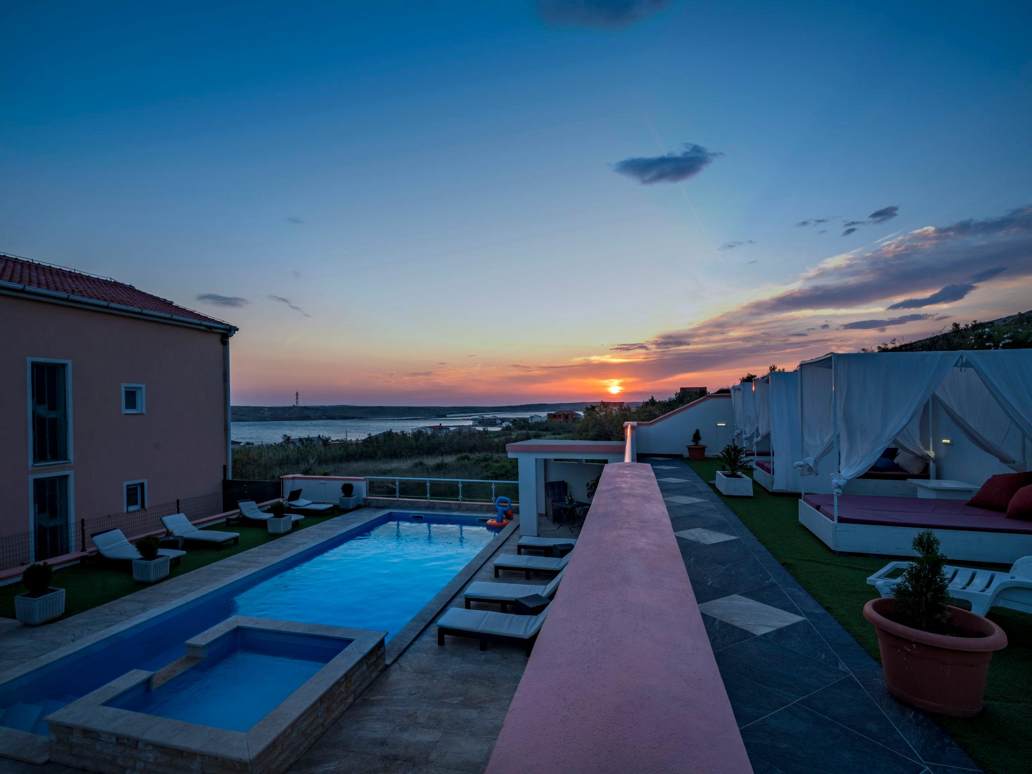 Photo 35 - Maison de 12 chambres à Pag avec piscine privée et terrasse