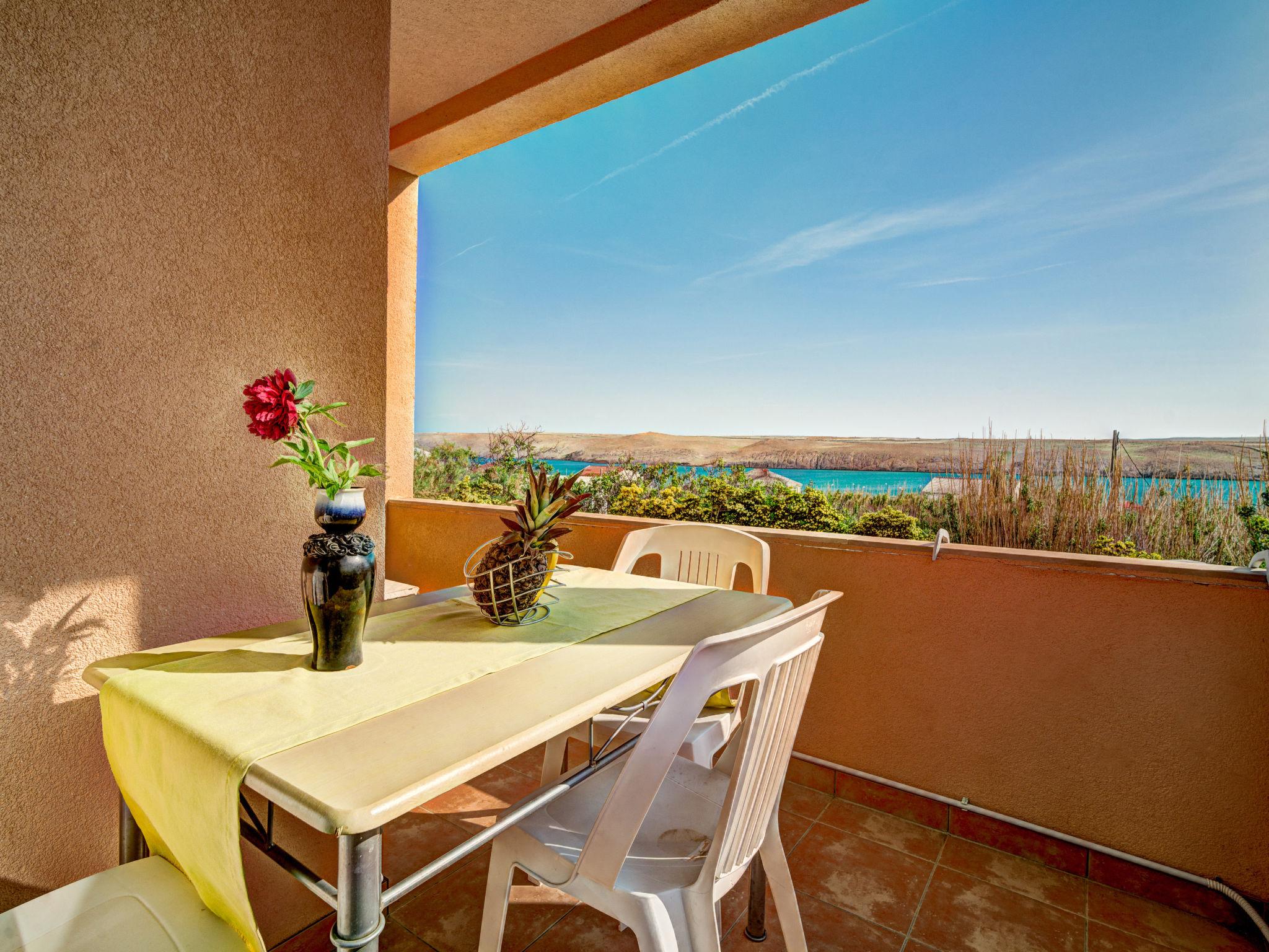 Photo 8 - Maison de 12 chambres à Pag avec piscine privée et vues à la mer