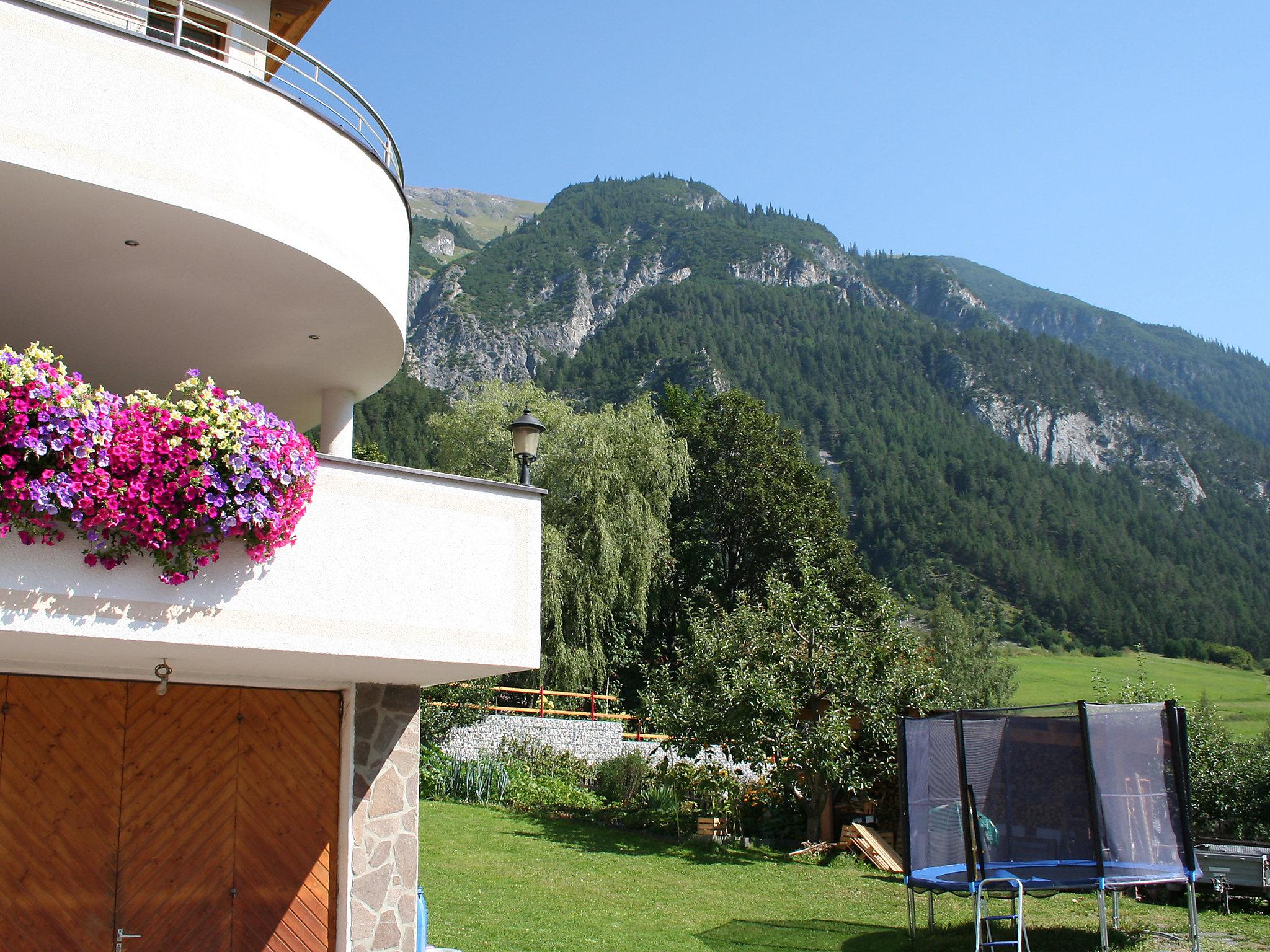 Foto 5 - Apartment mit 1 Schlafzimmer in Pettneu am Arlberg mit garten und terrasse