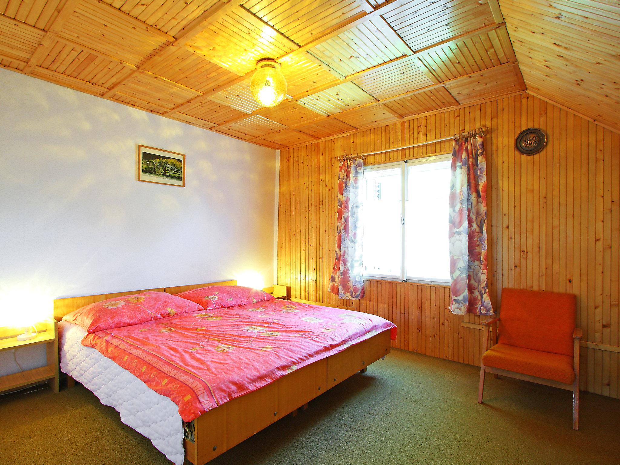 Foto 7 - Haus mit 3 Schlafzimmern in Balatonmáriafürdő mit garten und terrasse