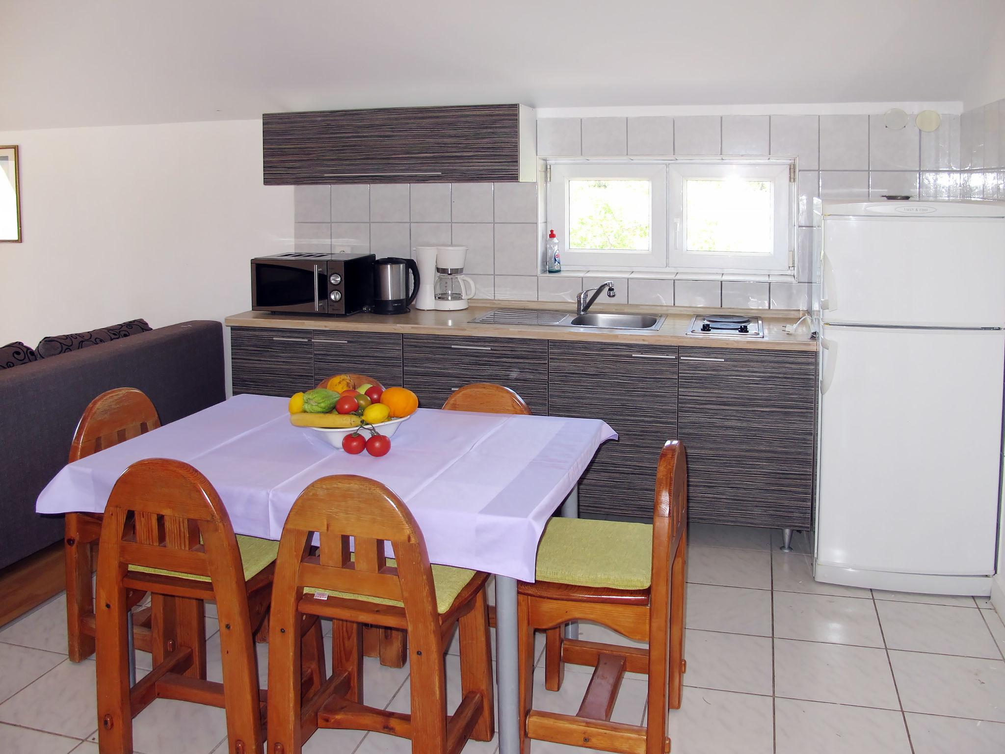 Photo 6 - 3 bedroom Apartment in Novigrad with terrace and sea view