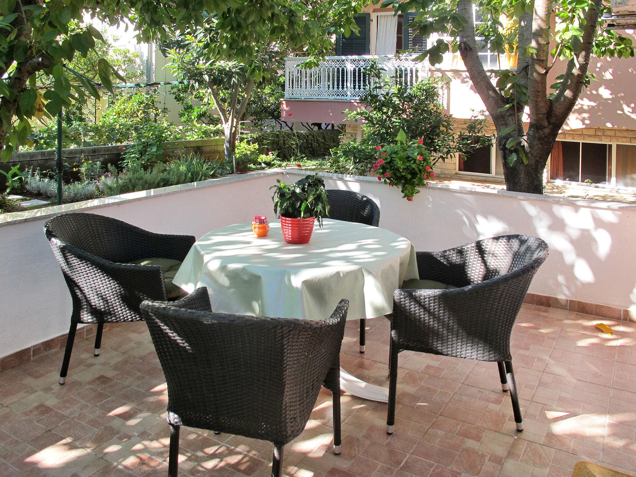 Photo 3 - 1 bedroom House in Zadar with garden and terrace