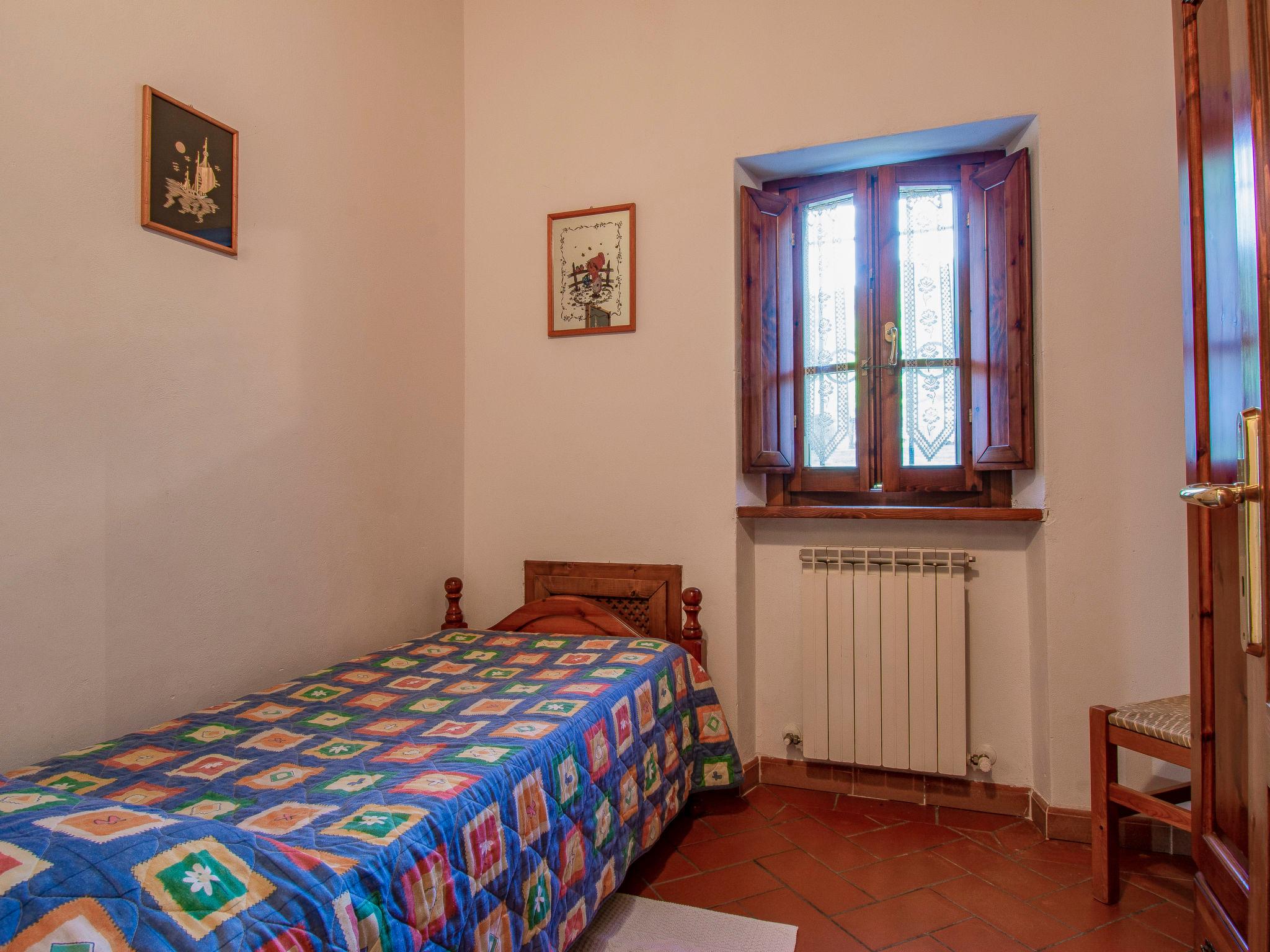 Foto 15 - Casa con 3 camere da letto a Loro Ciuffenna con piscina e giardino