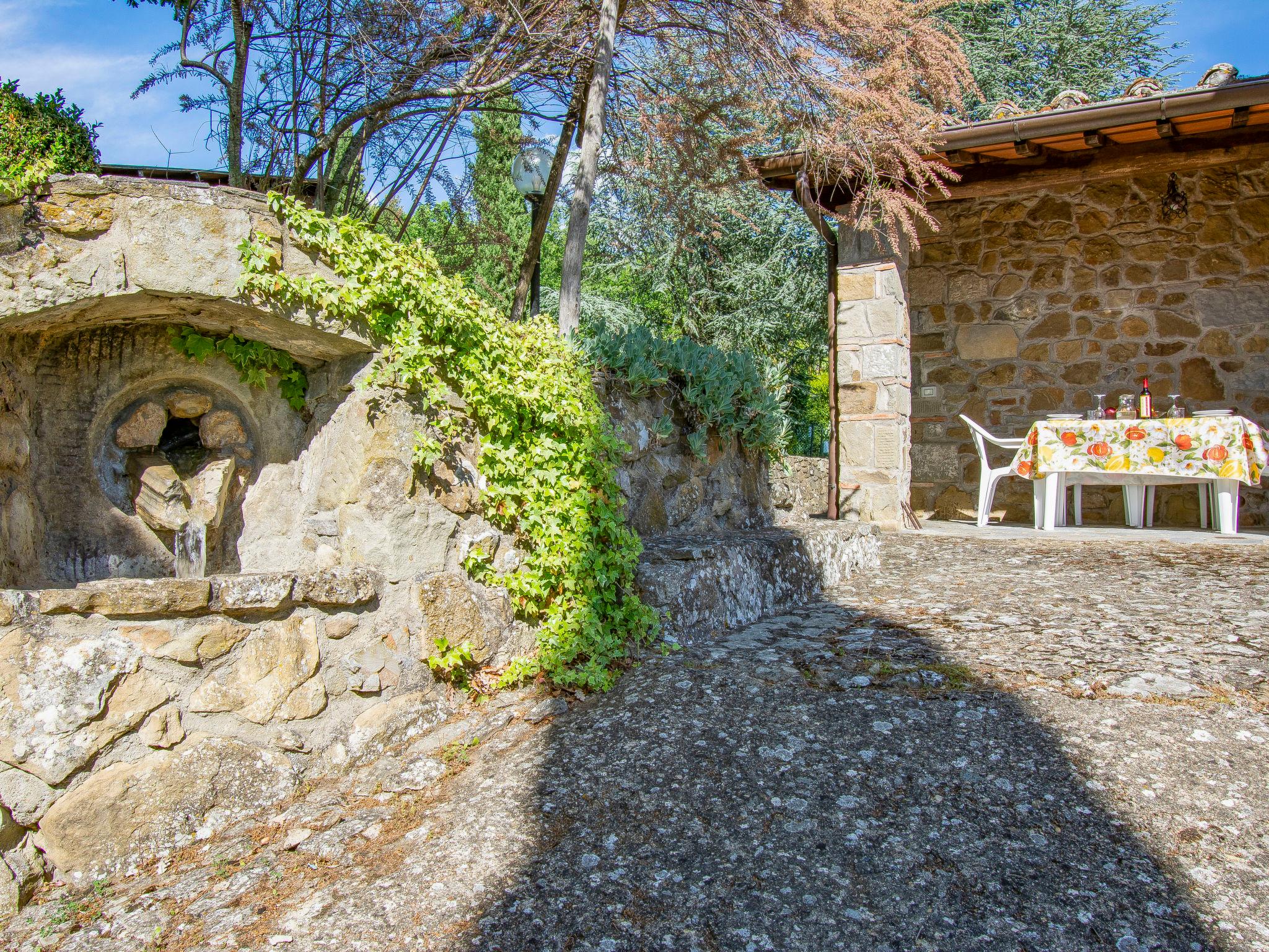 Photo 27 - Maison de 3 chambres à Loro Ciuffenna avec piscine et jardin