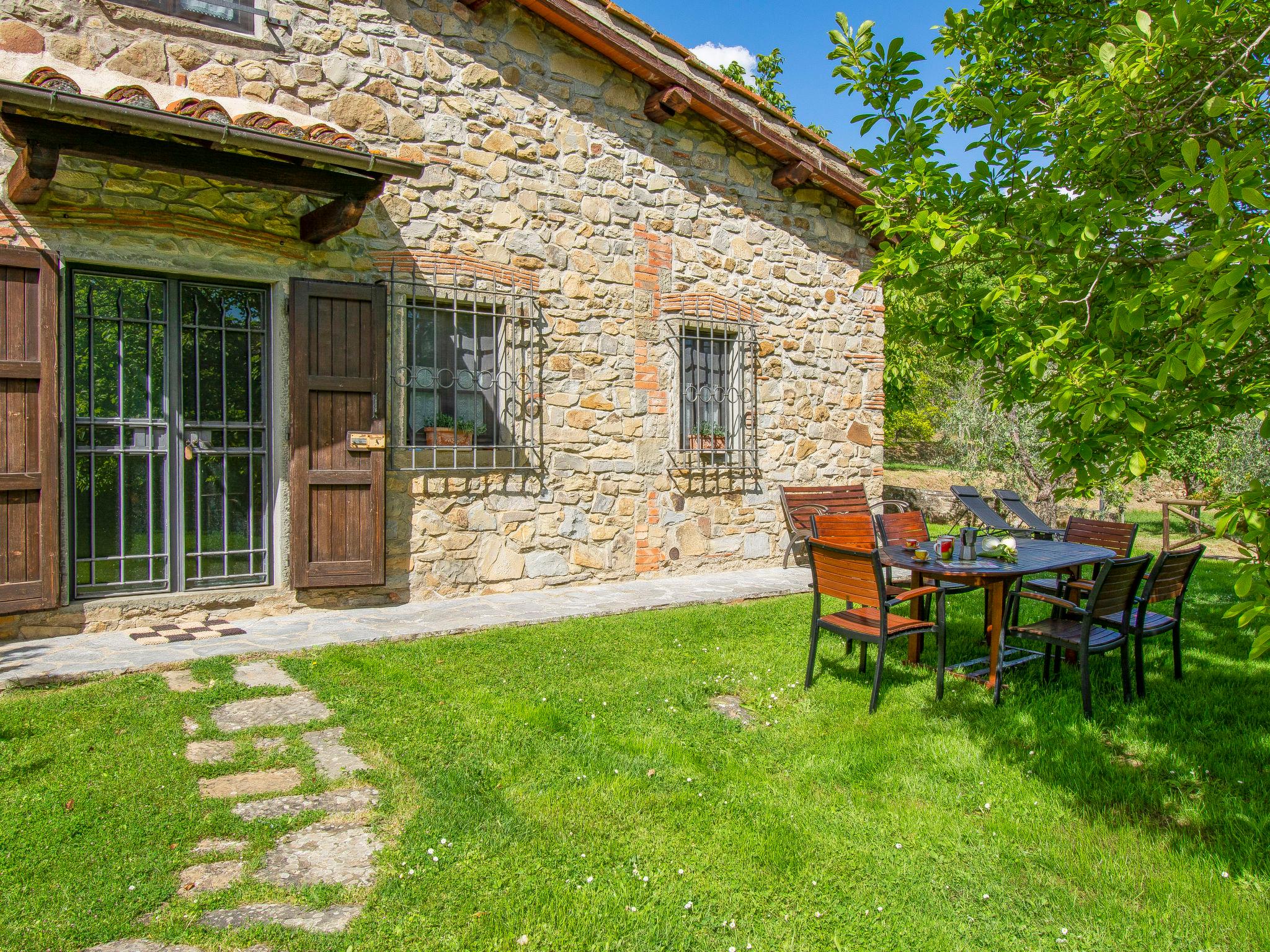 Photo 21 - Maison de 3 chambres à Loro Ciuffenna avec piscine et jardin